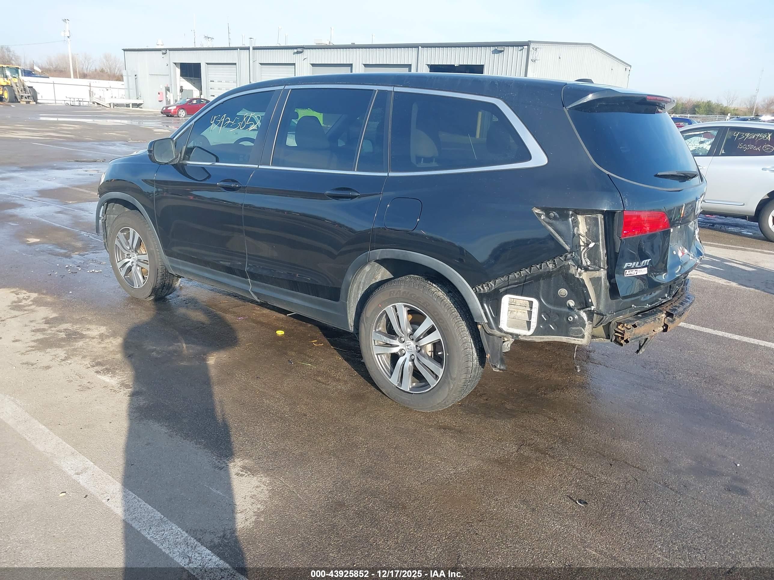 HONDA PILOT image 3