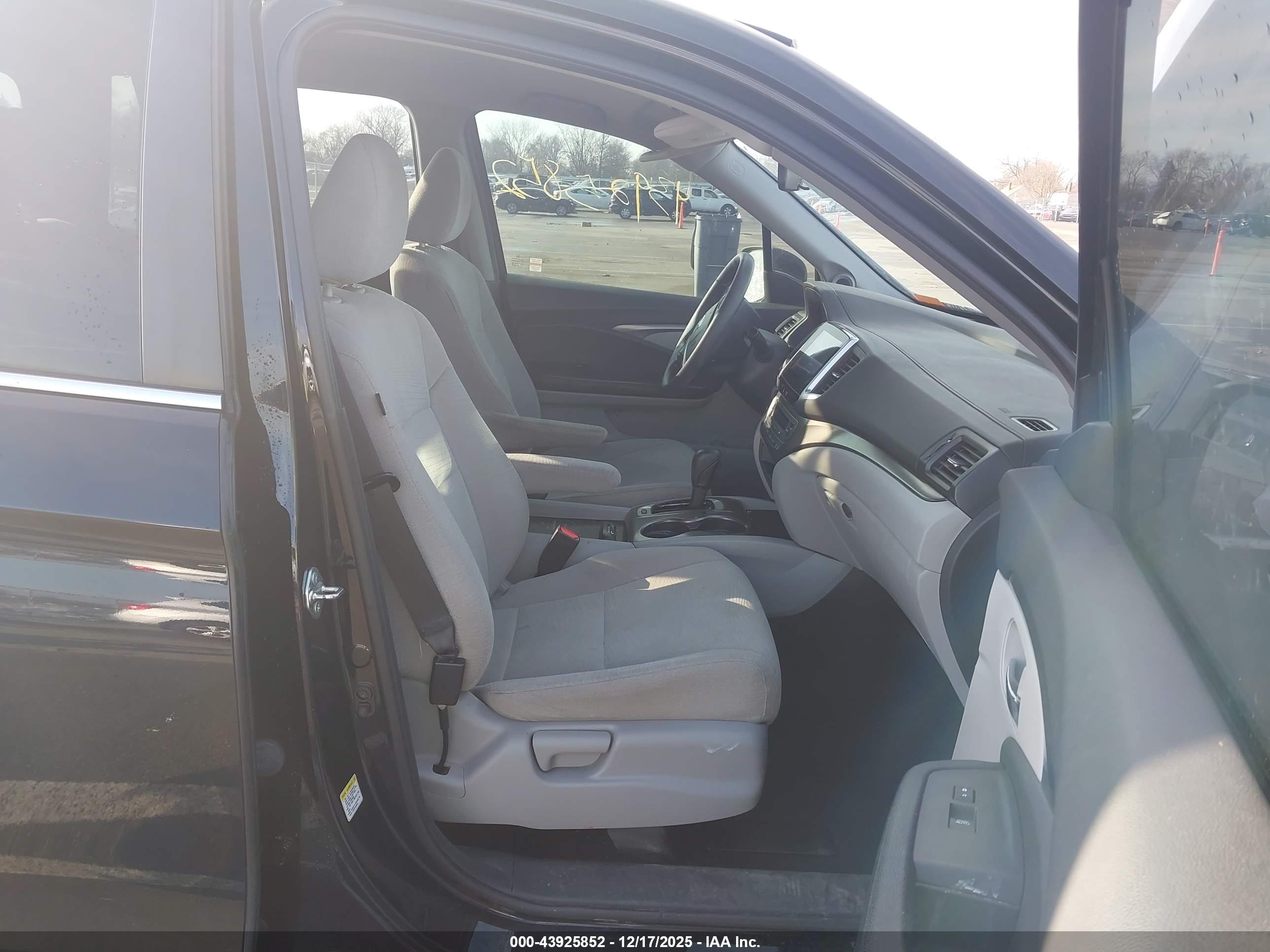 HONDA PILOT image 5