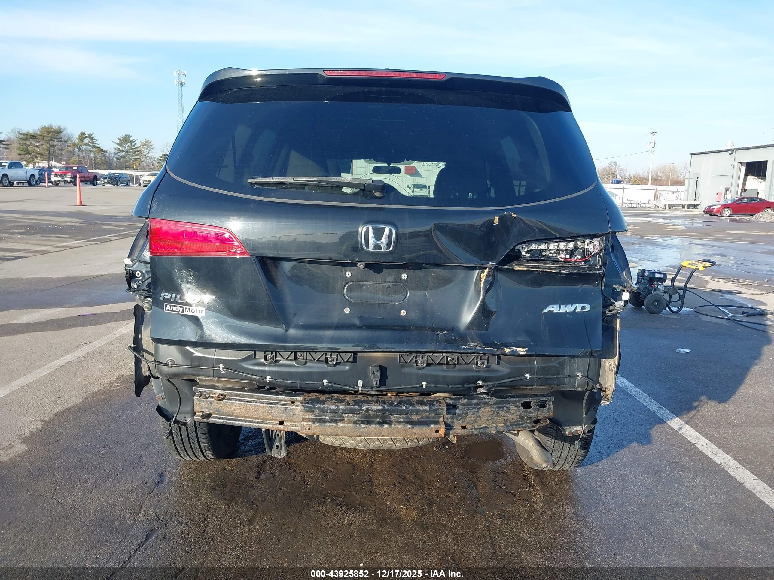 HONDA PILOT image 6