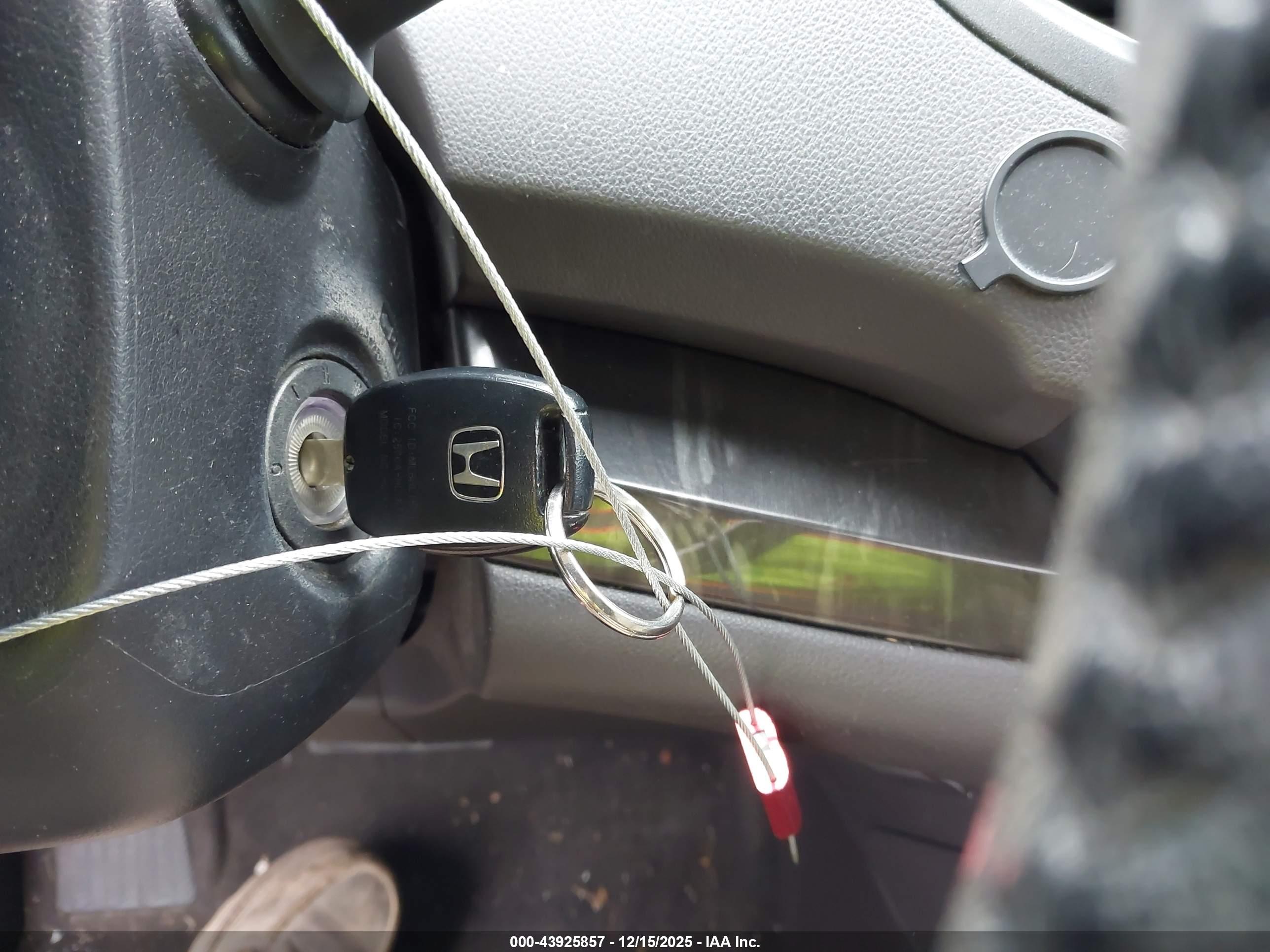 HONDA CR-V image 11