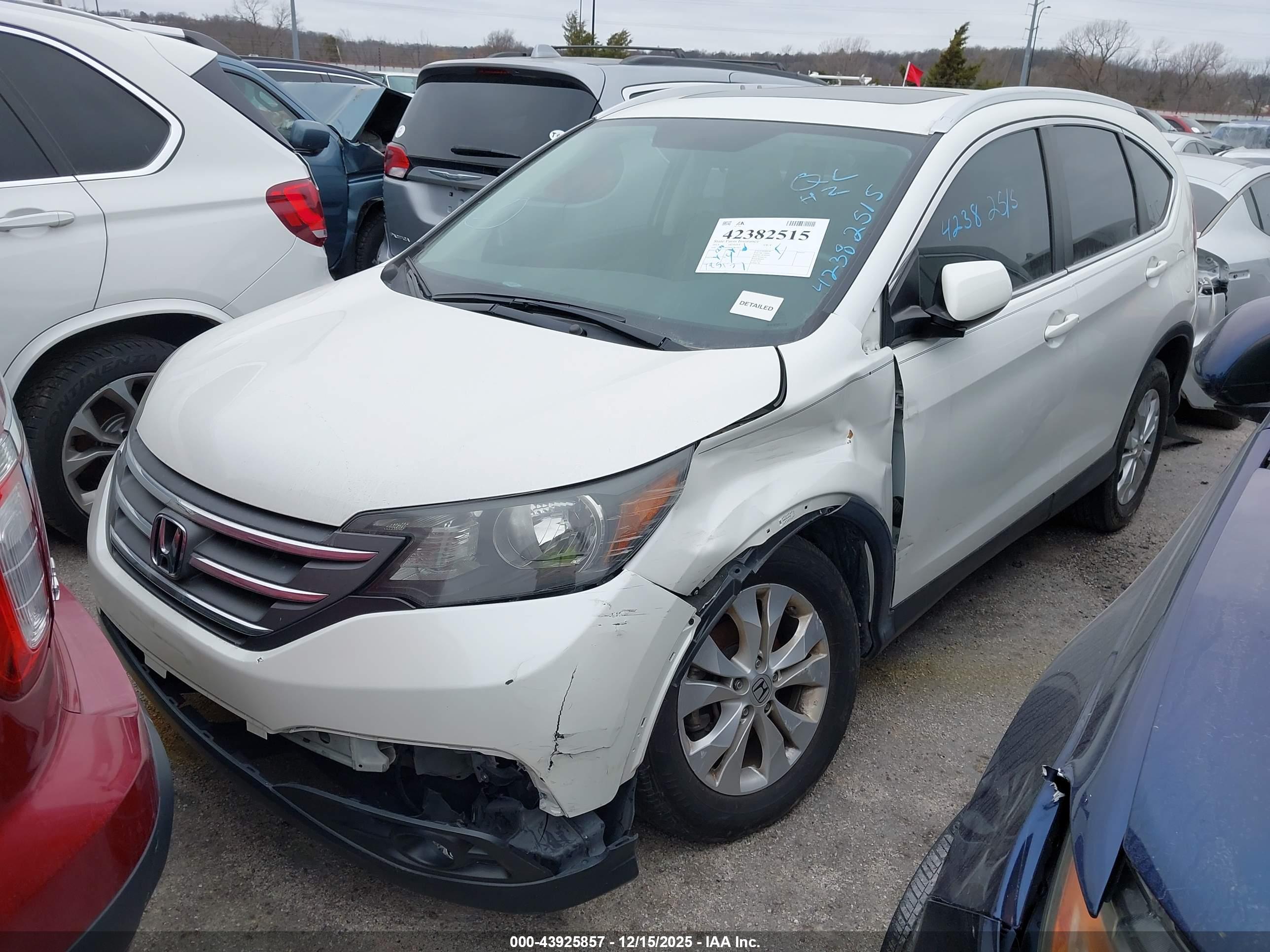 HONDA CR-V image 2
