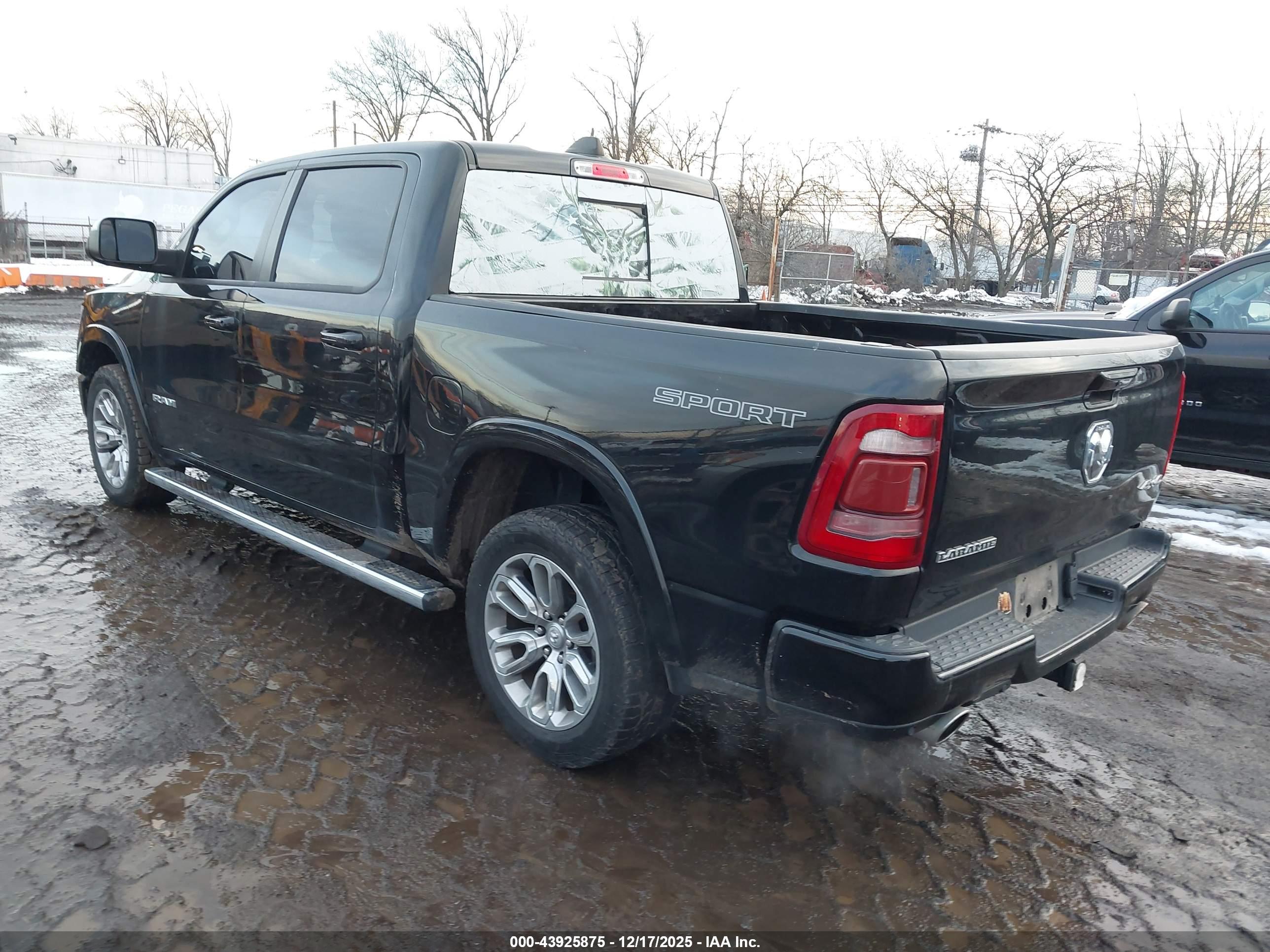 RAM 1500 image 3