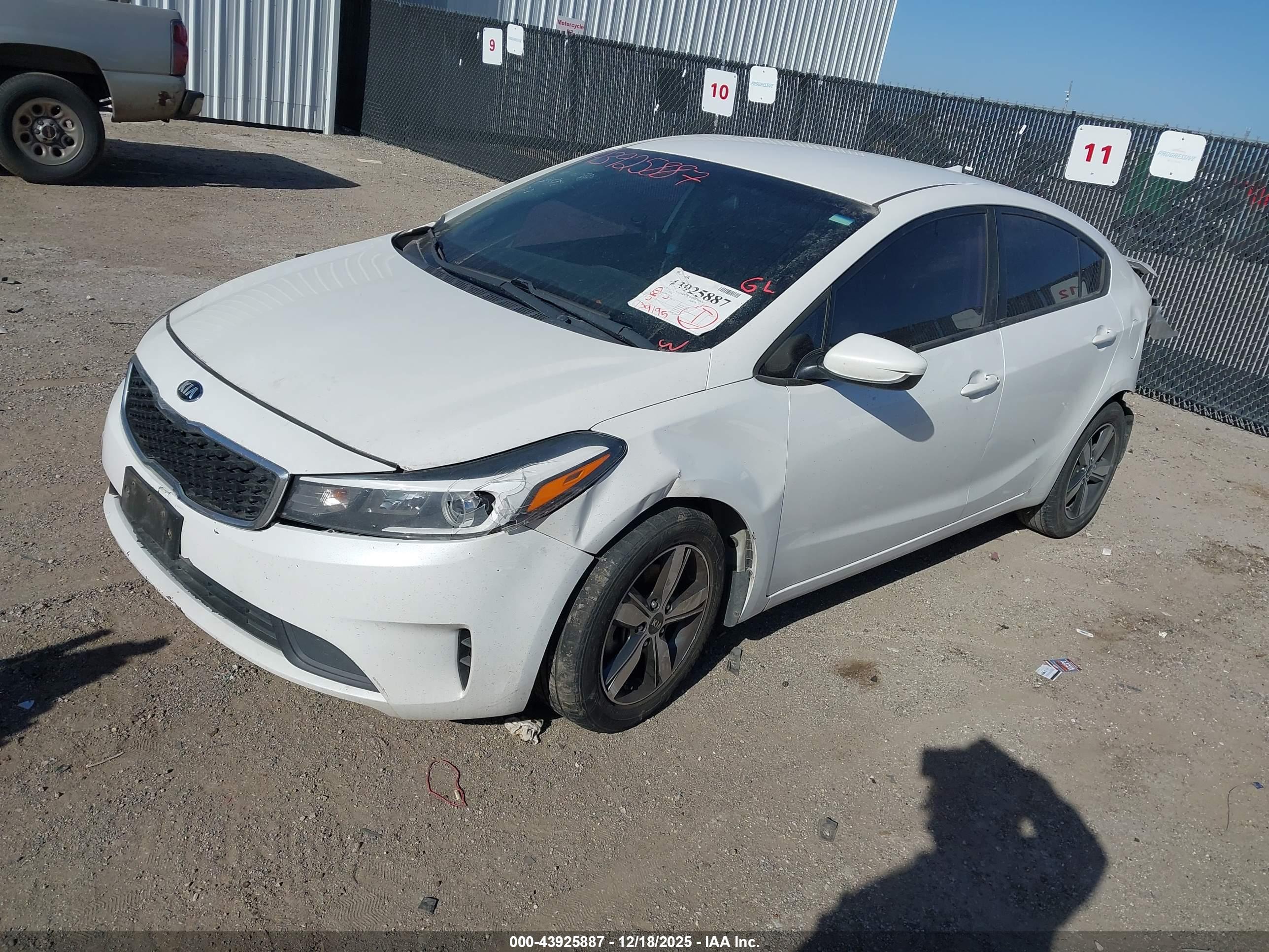 KIA FORTE image 2
