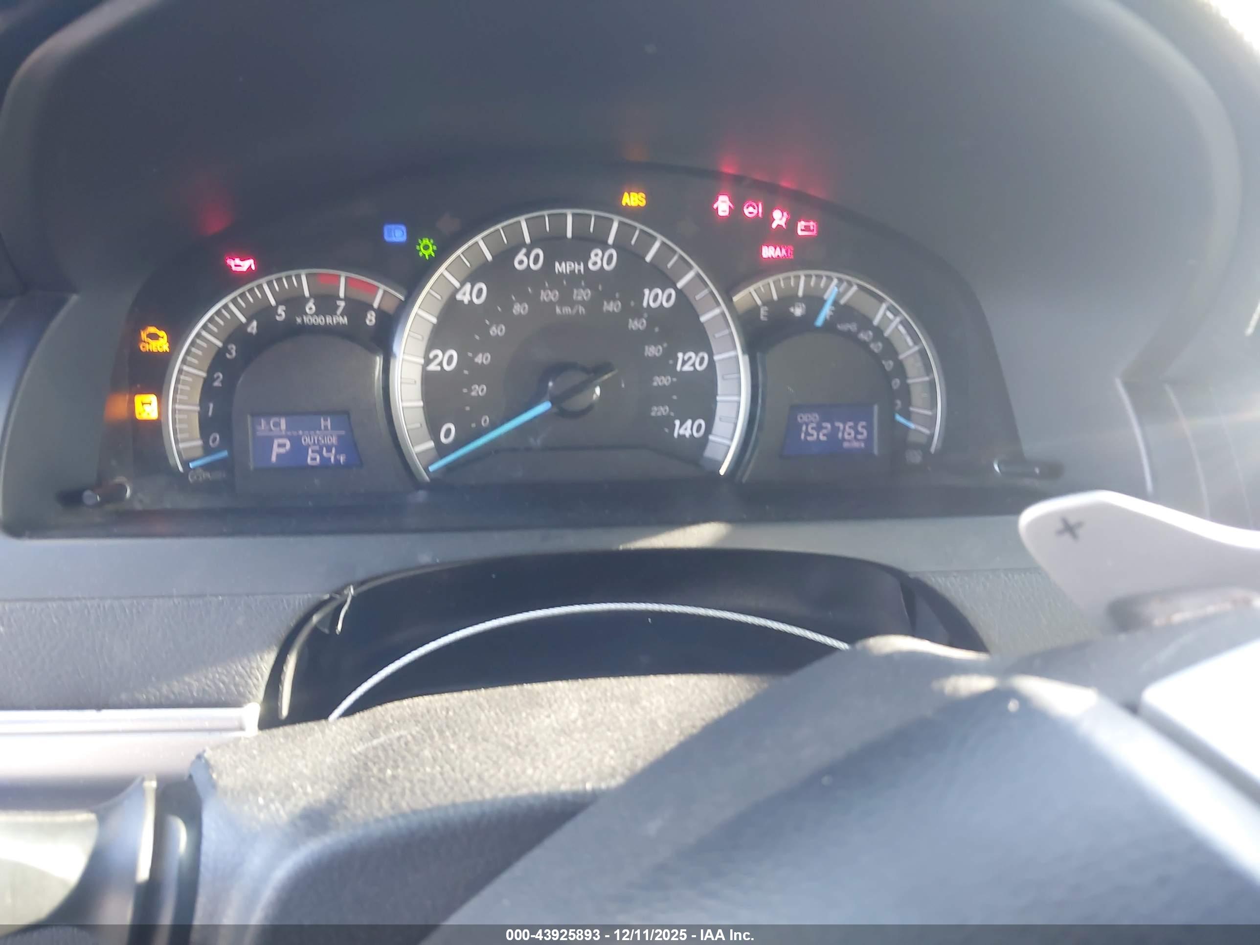 TOYOTA CAMRY image 7