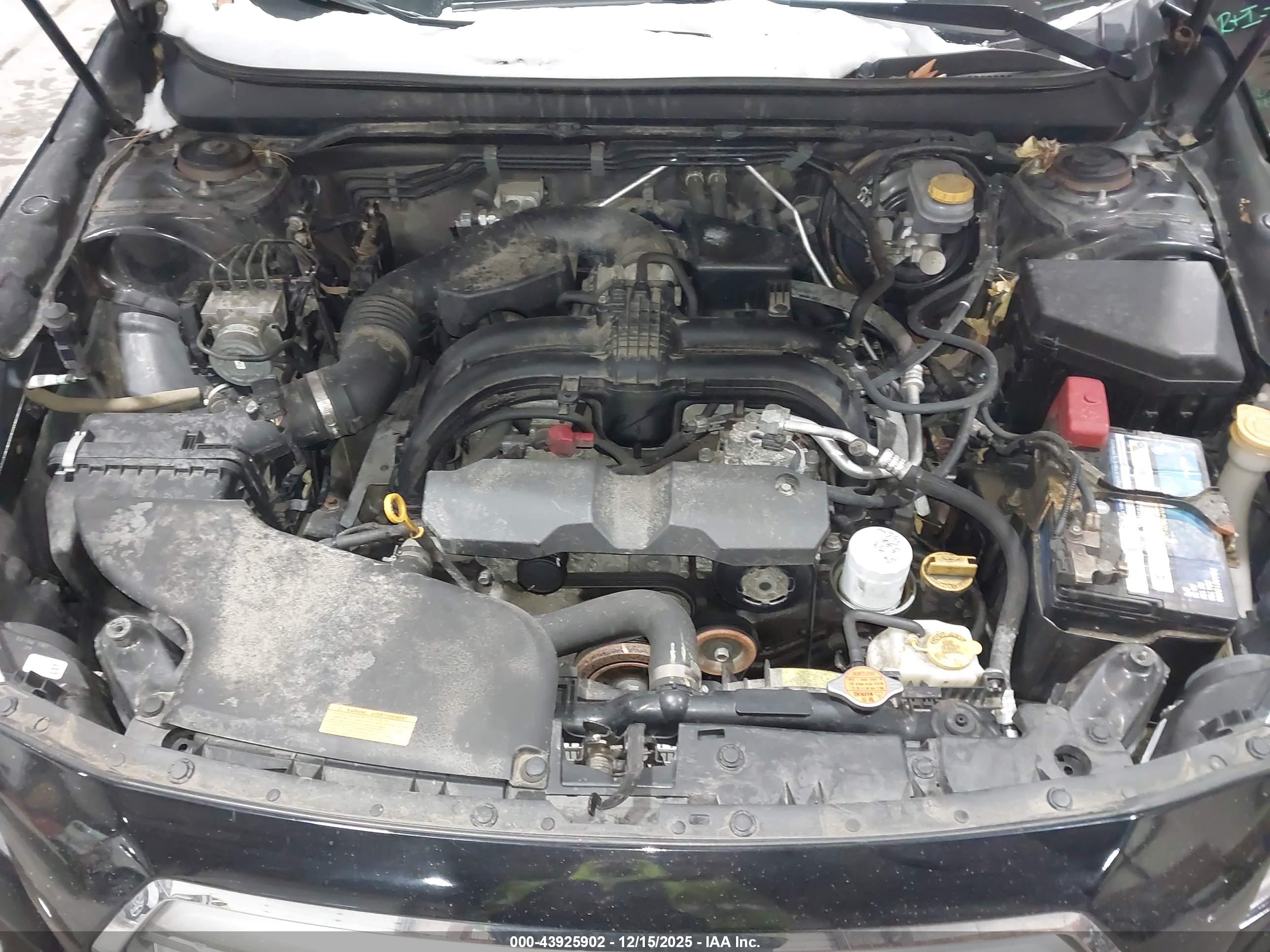 SUBARU OUTBACK image 10