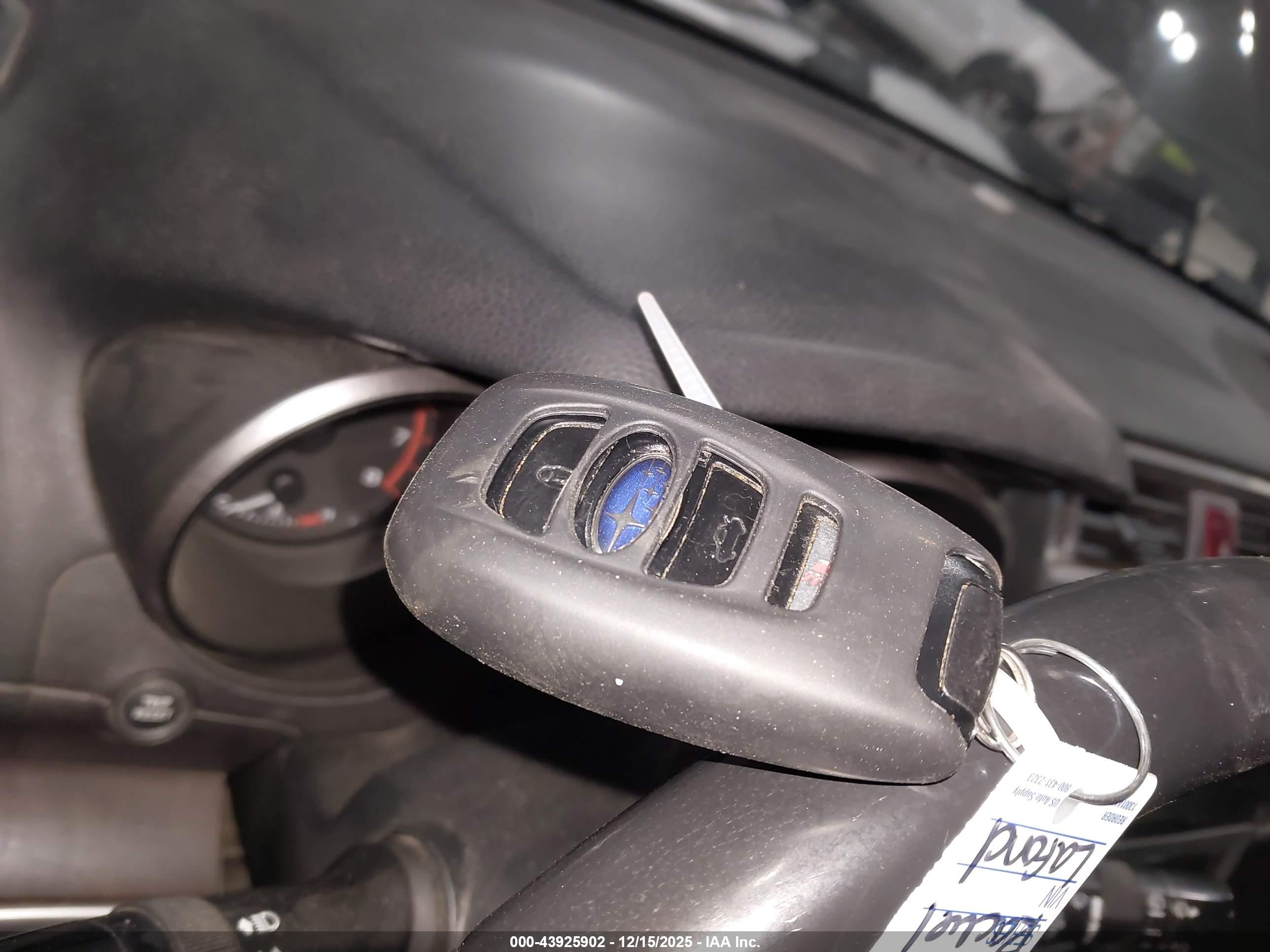 SUBARU OUTBACK image 11