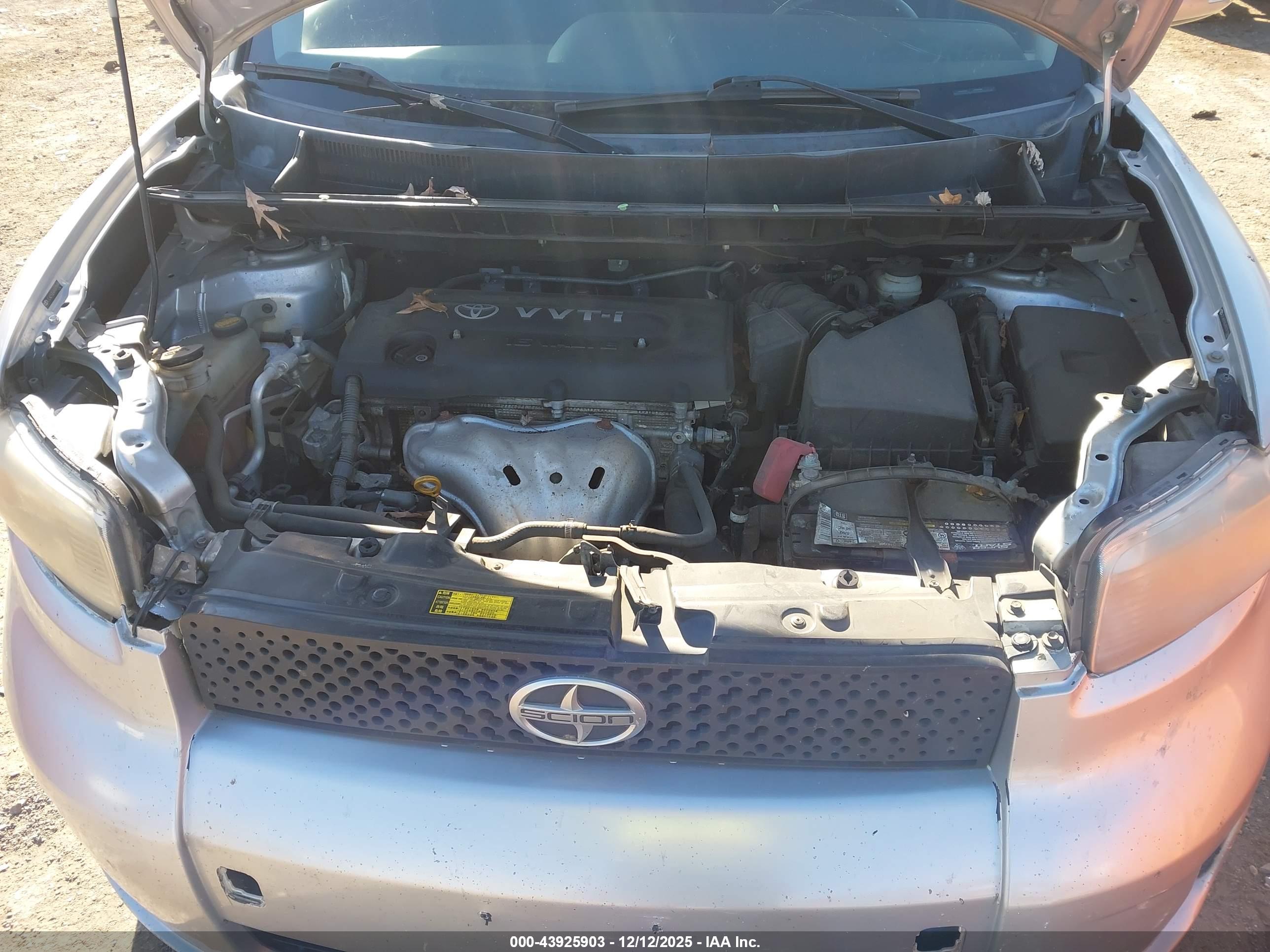 SCION XB image 10
