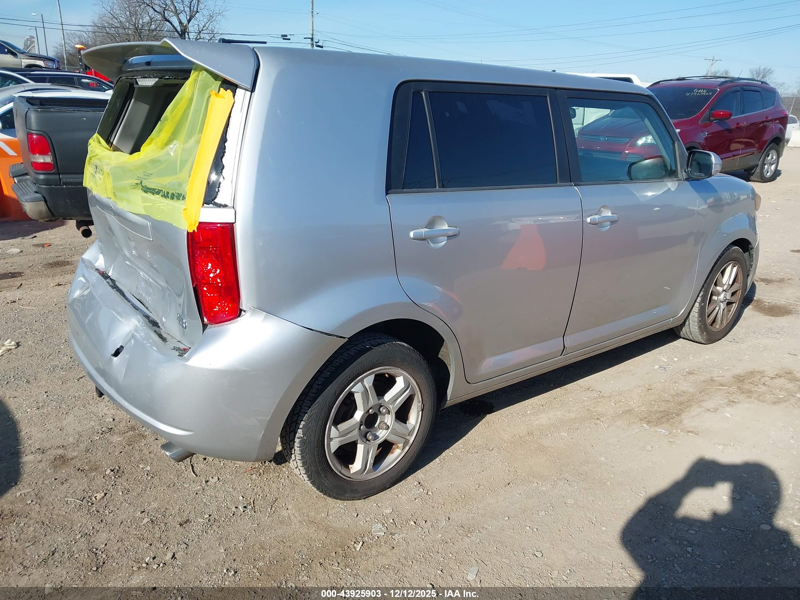 SCION XB image 4