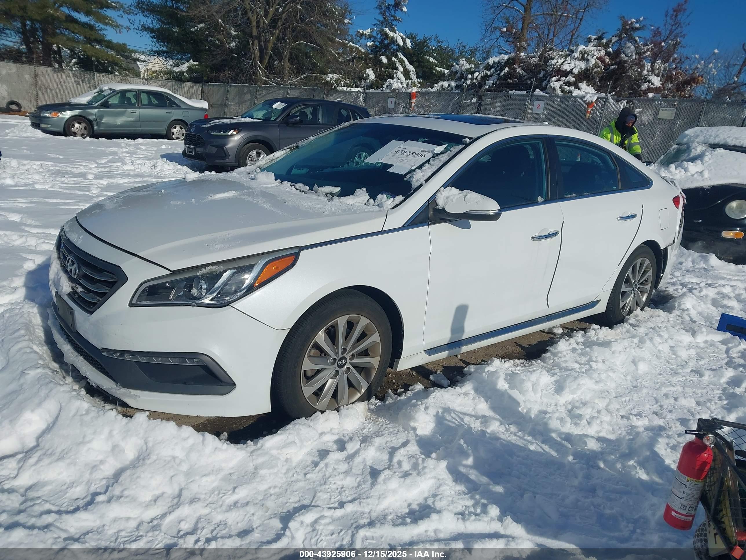 HYUNDAI SONATA image 2
