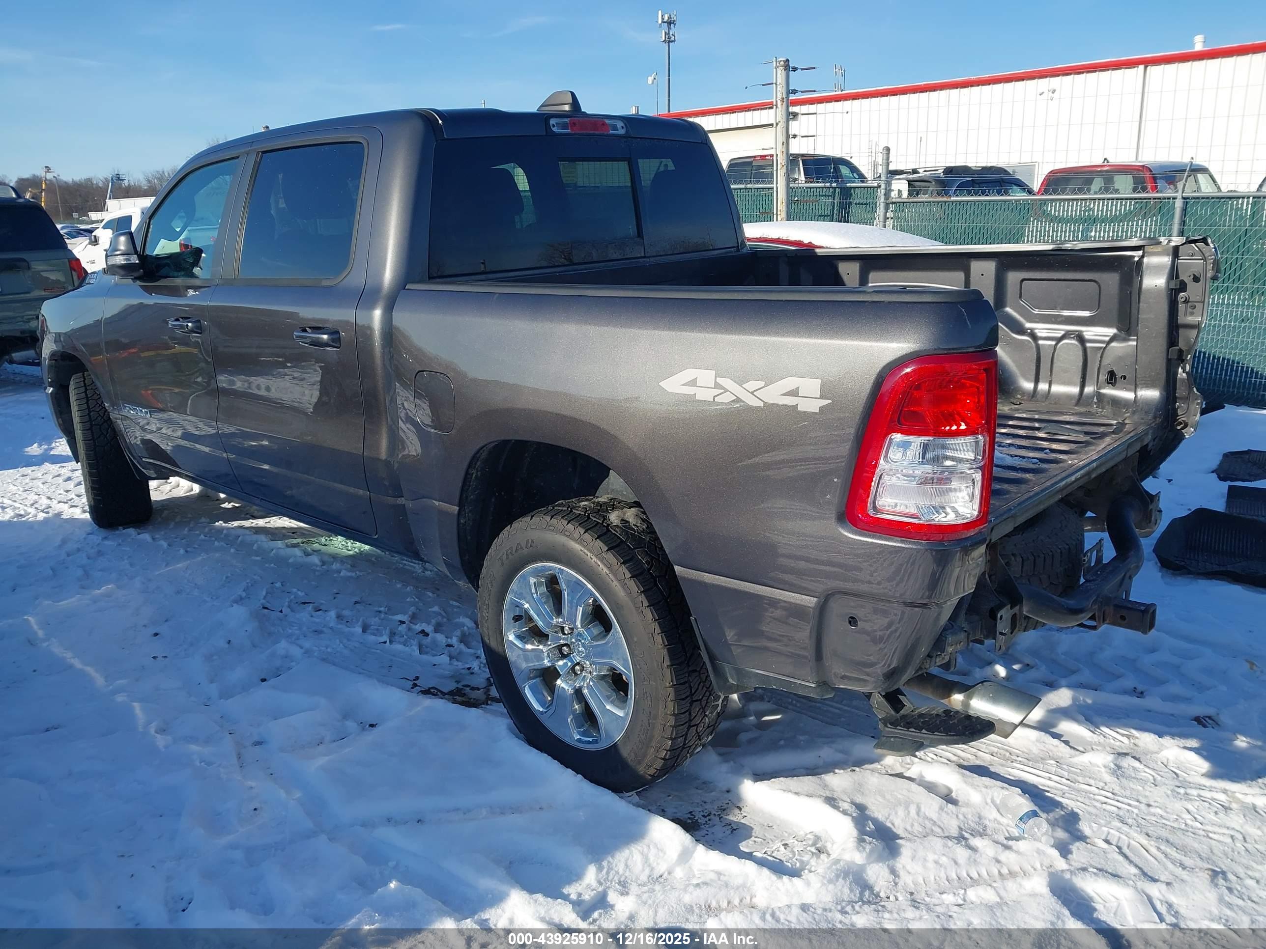 RAM 1500 image 3