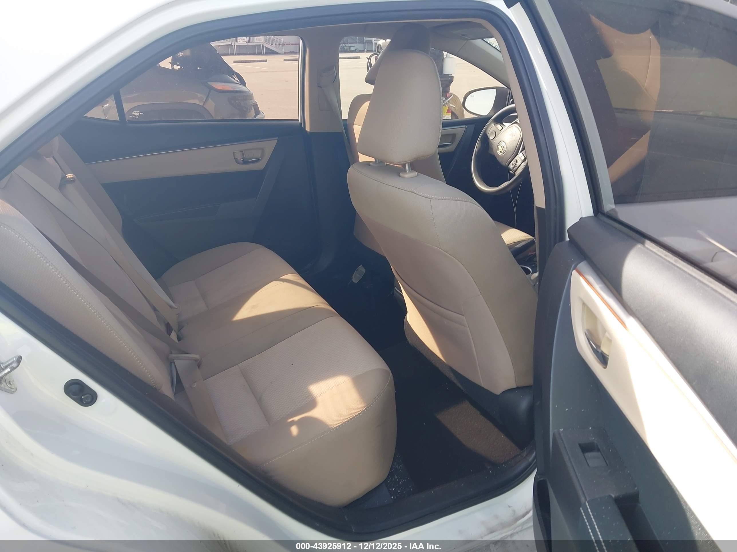 TOYOTA COROLLA image 8