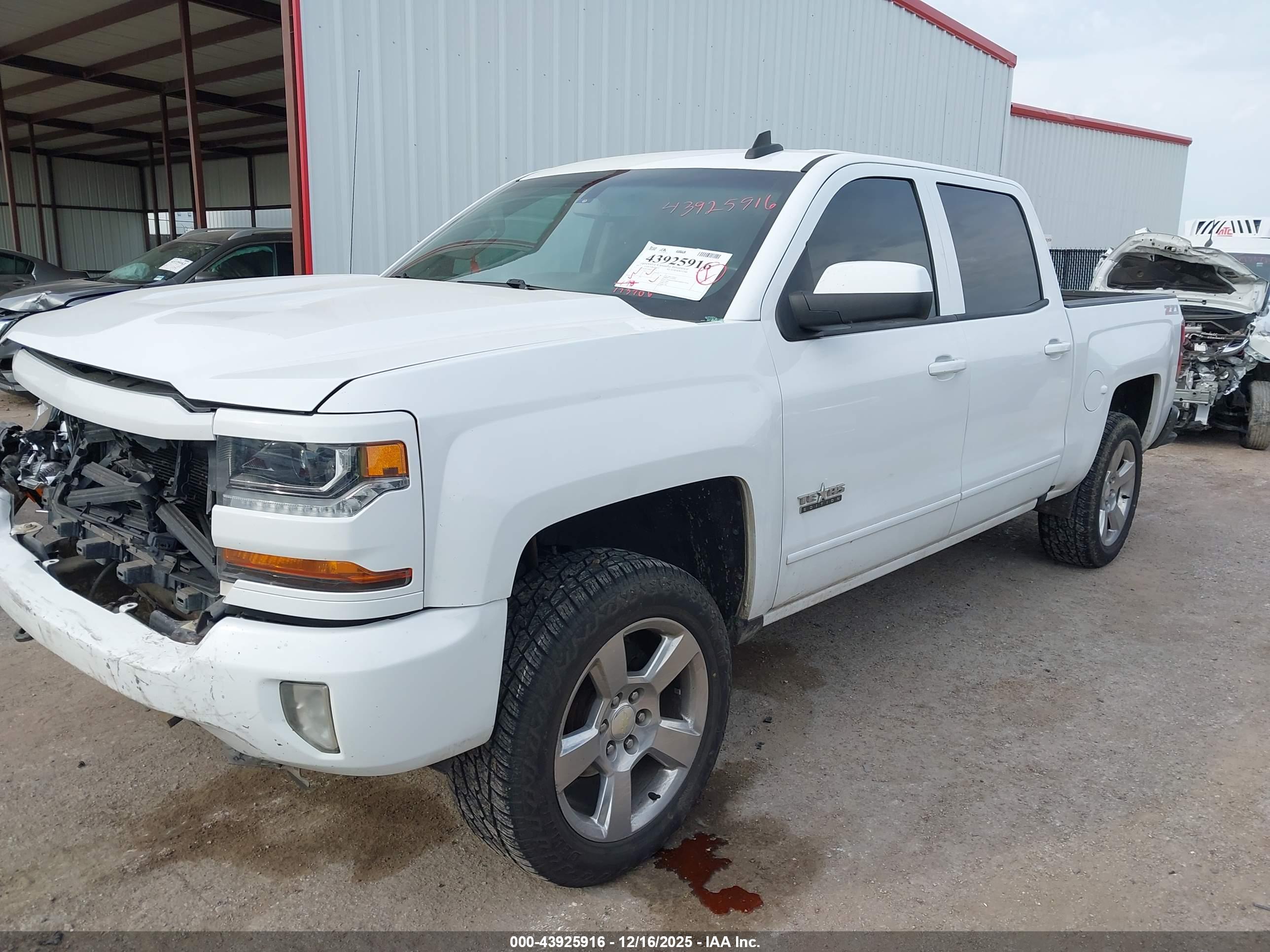 CHEVROLET SILVERADO image 2