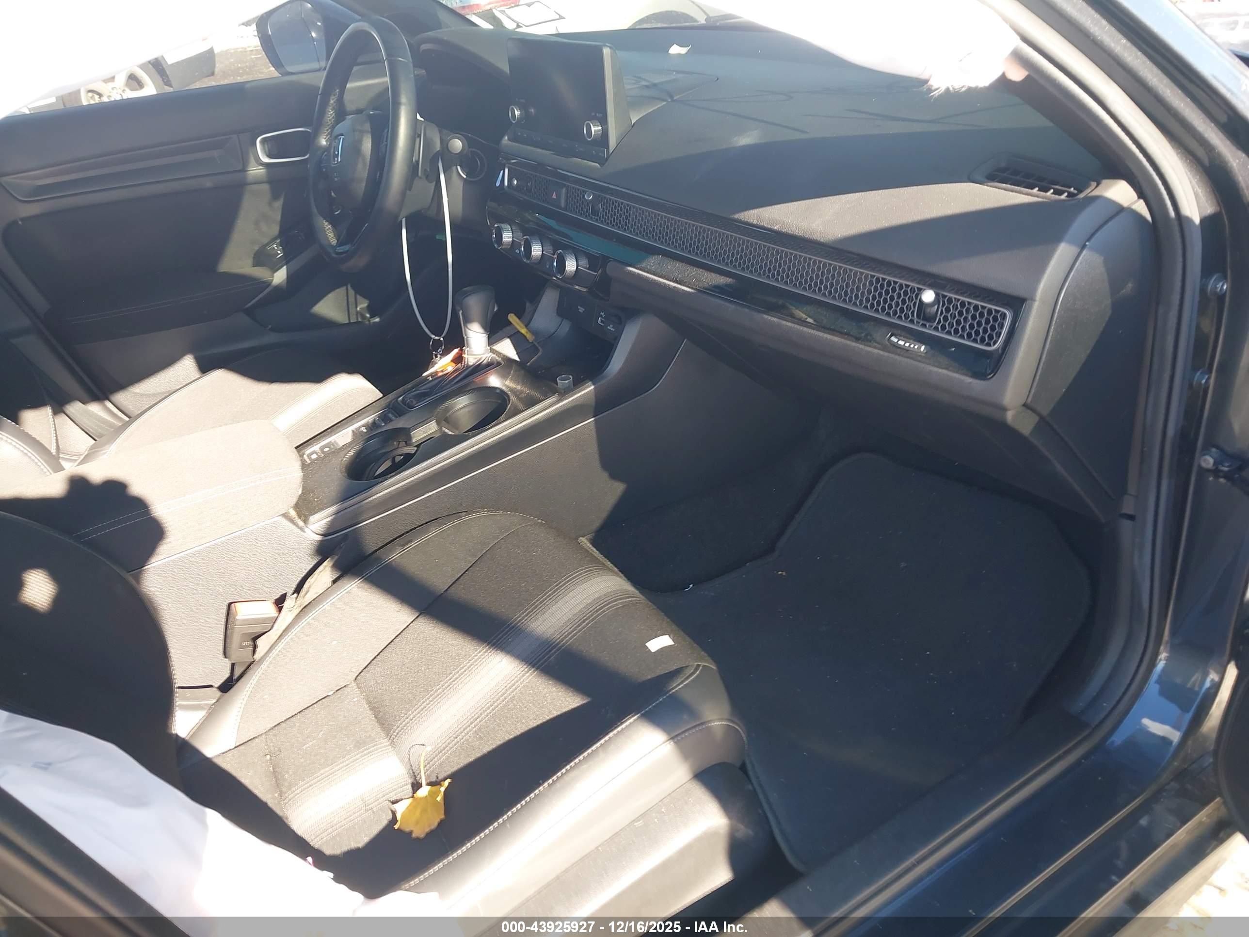 HONDA CIVIC image 5