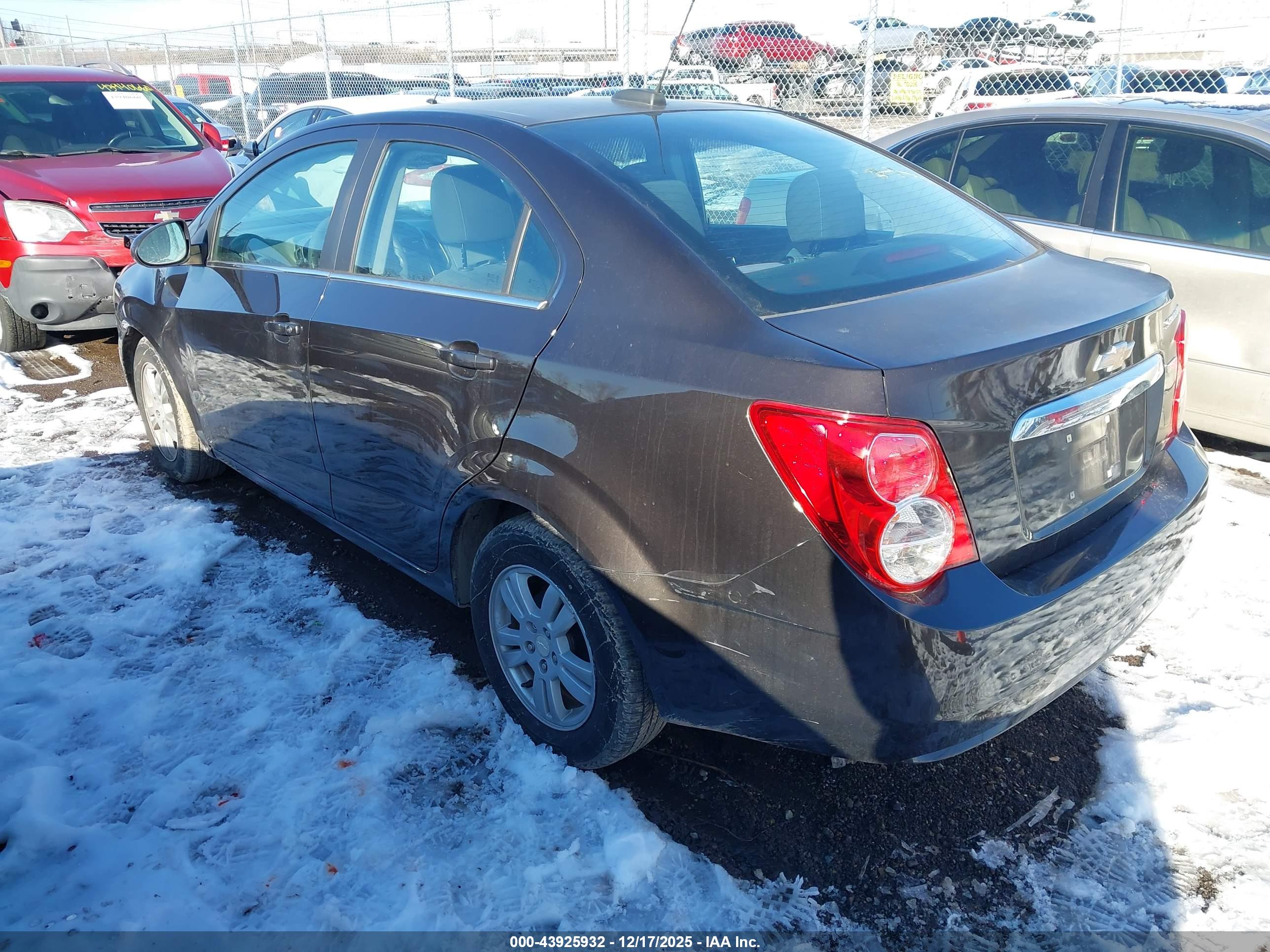 CHEVROLET SONIC image 3