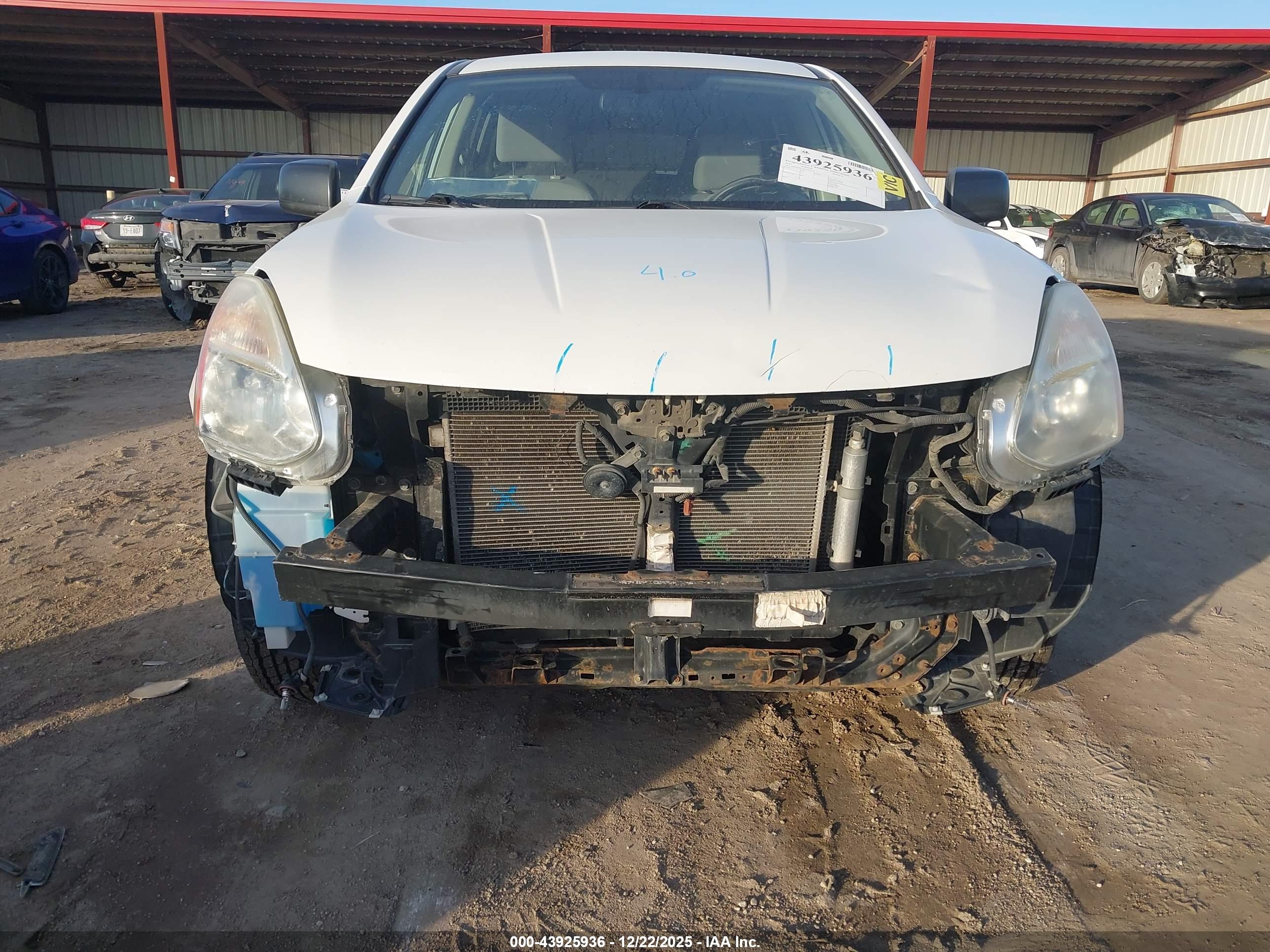 NISSAN ROGUE image 6