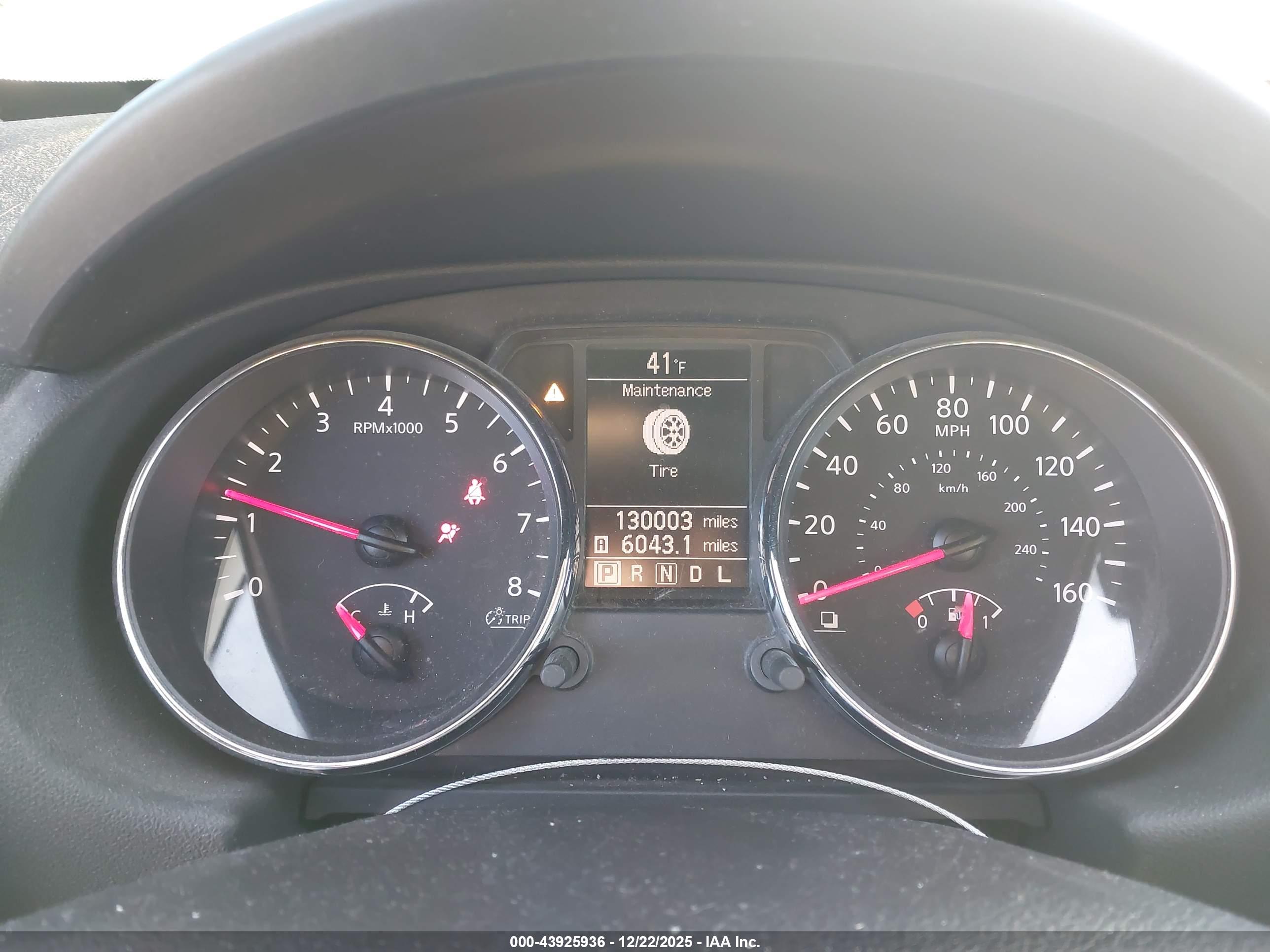 NISSAN ROGUE image 7