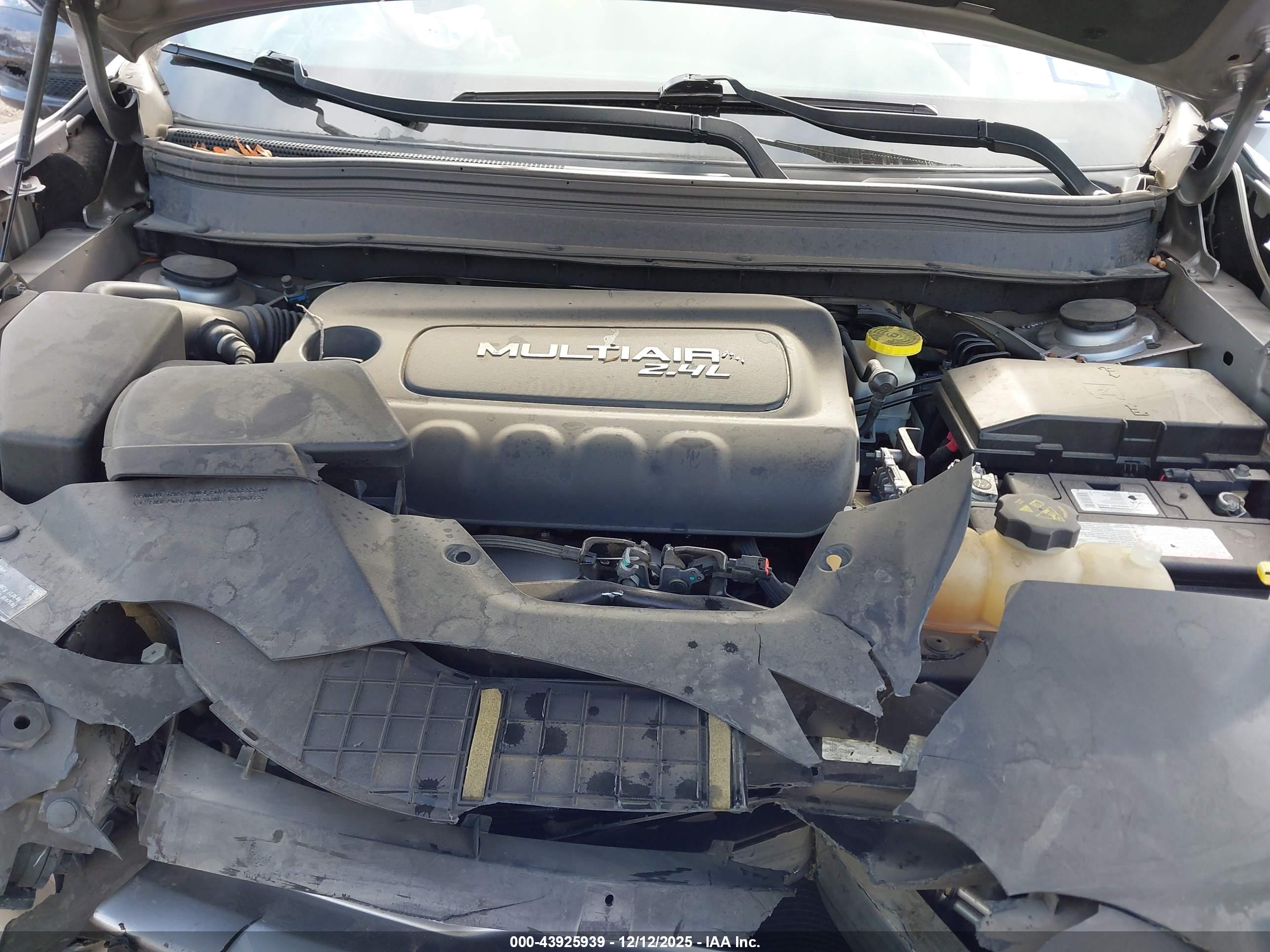 JEEP CHEROKEE image 10