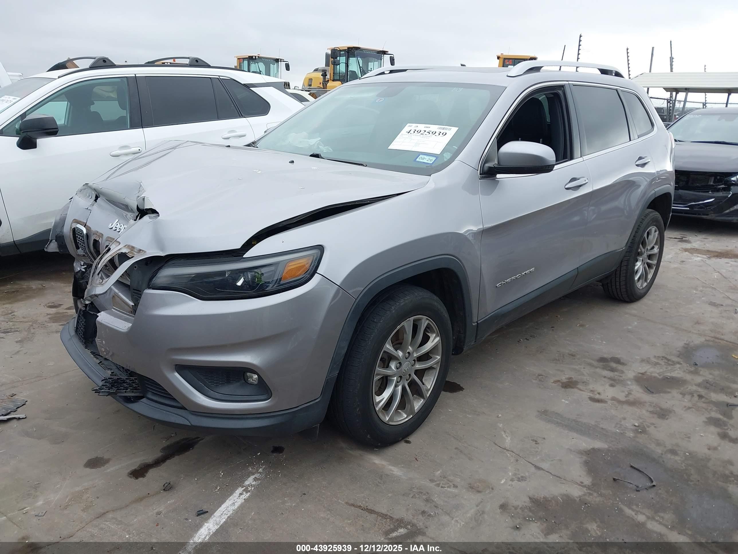 JEEP CHEROKEE image 2