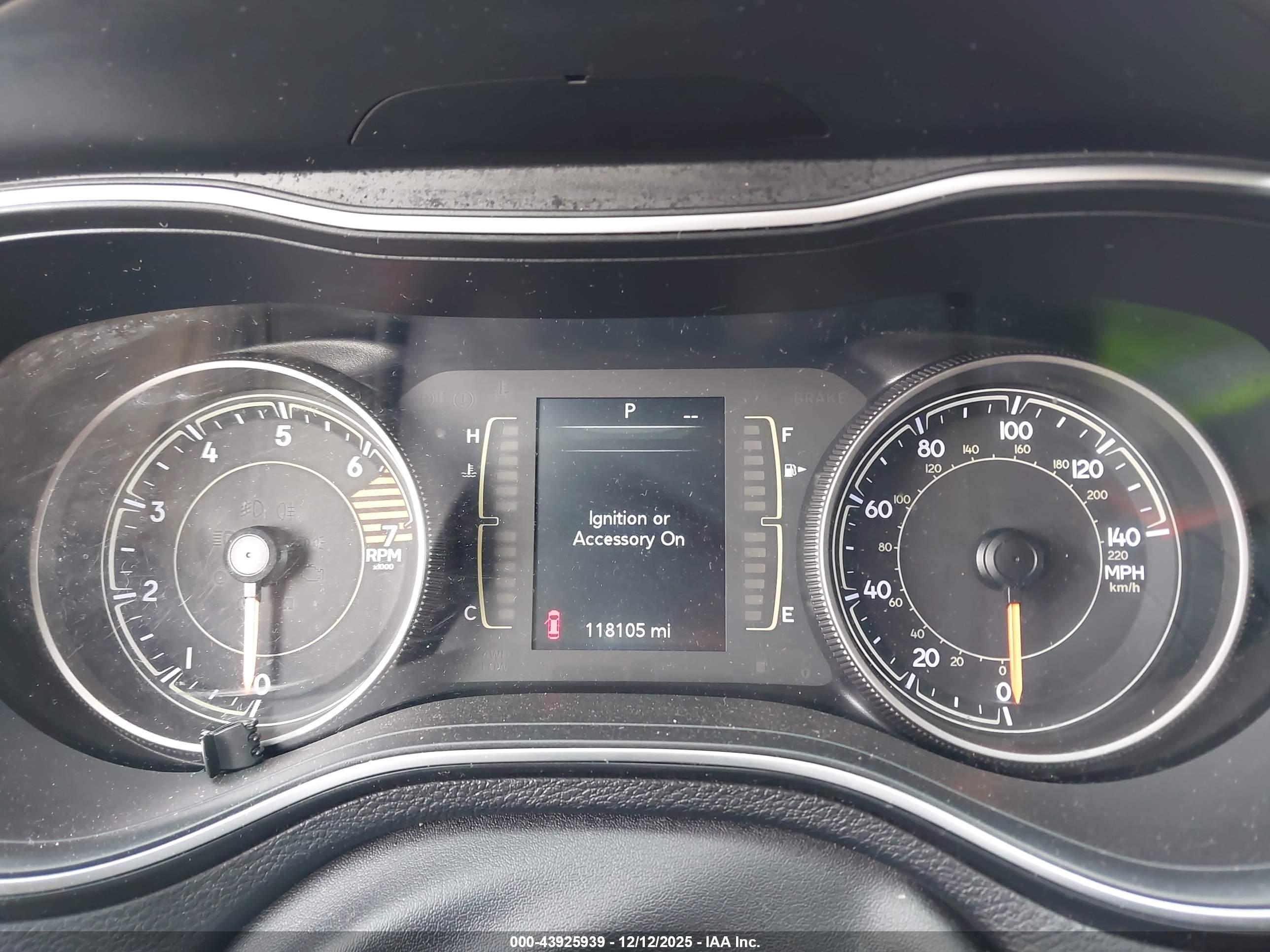 JEEP CHEROKEE image 7