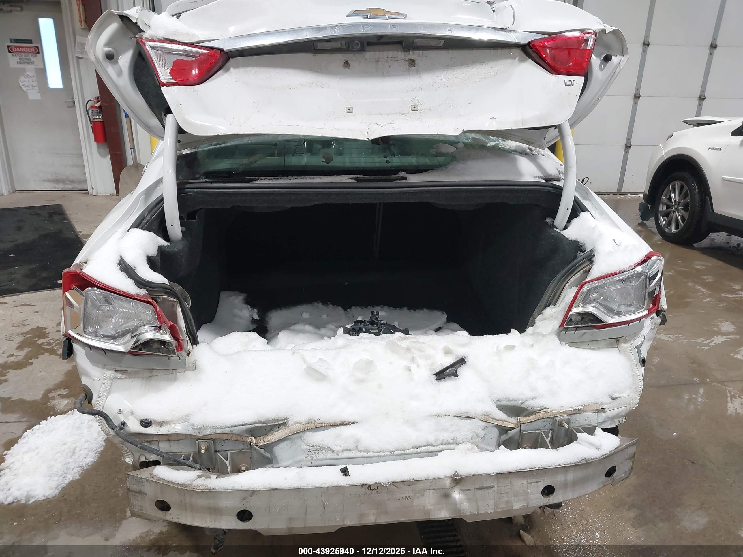 CHEVROLET IMPALA image 6