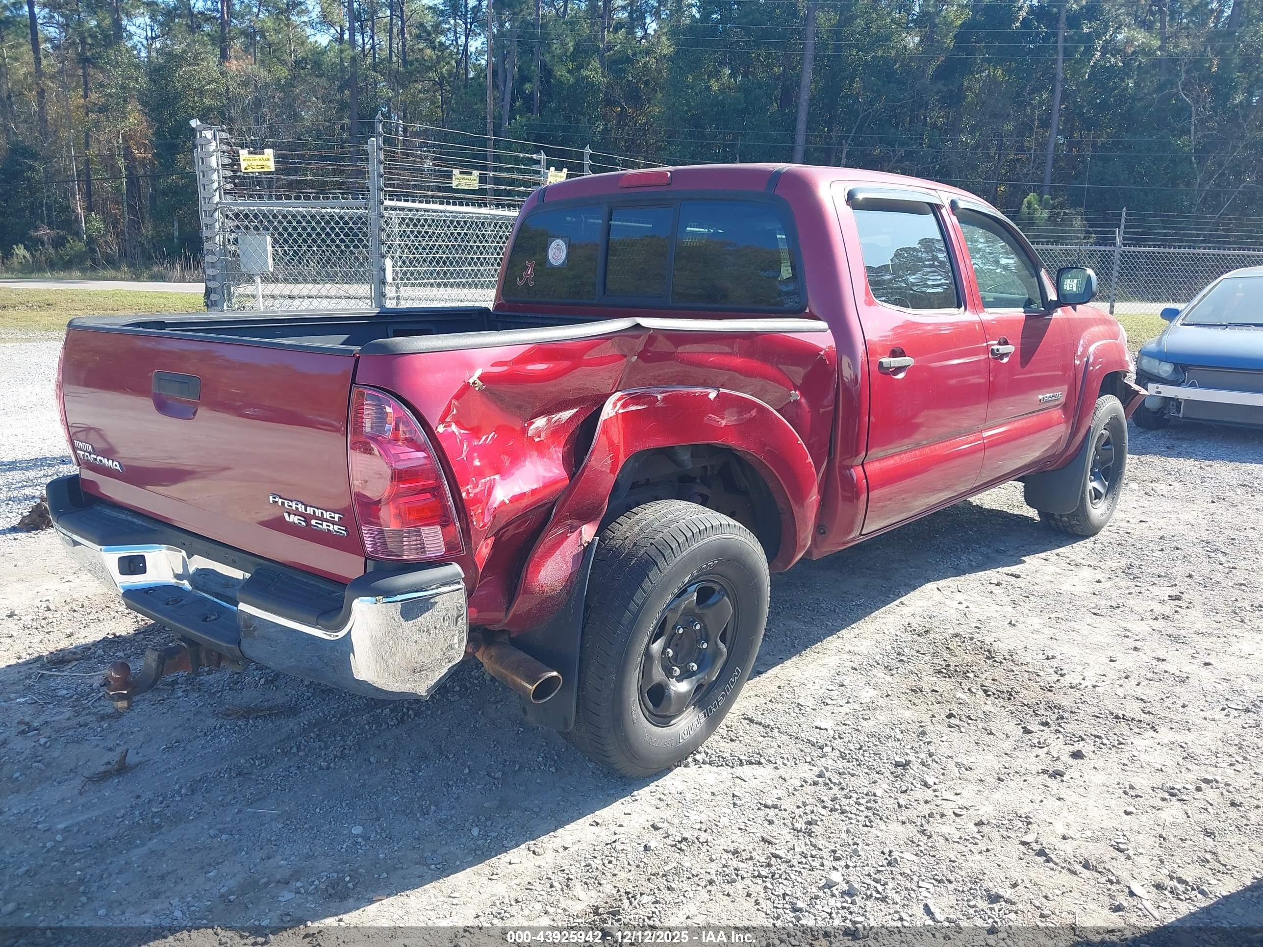 TOYOTA TACOMA image 4