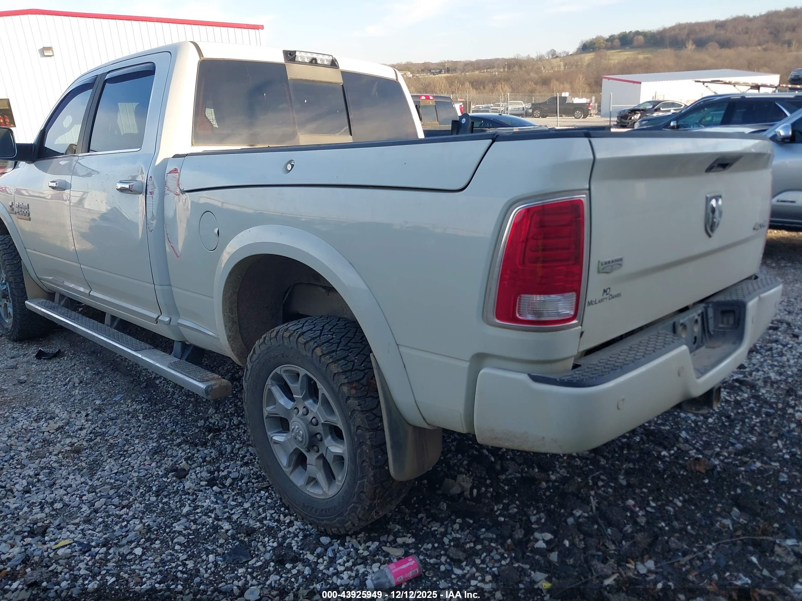 RAM 2500 image 3
