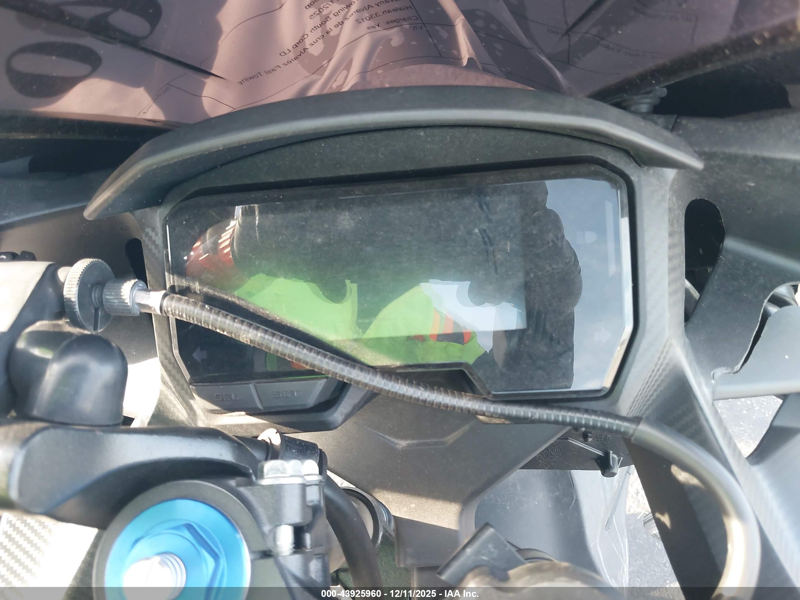 HONDA CBR500 image 7