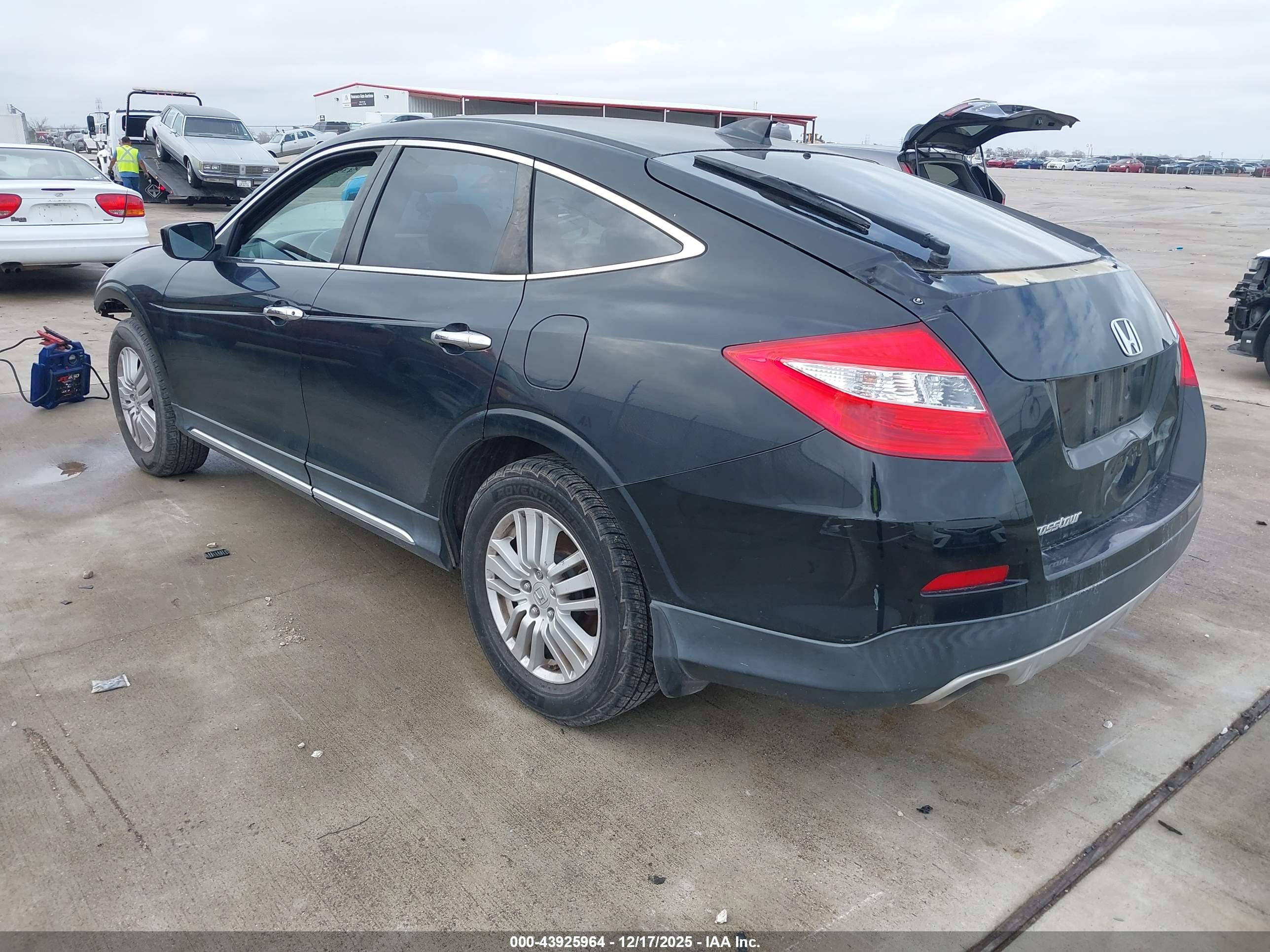 HONDA CROSSTOUR image 3