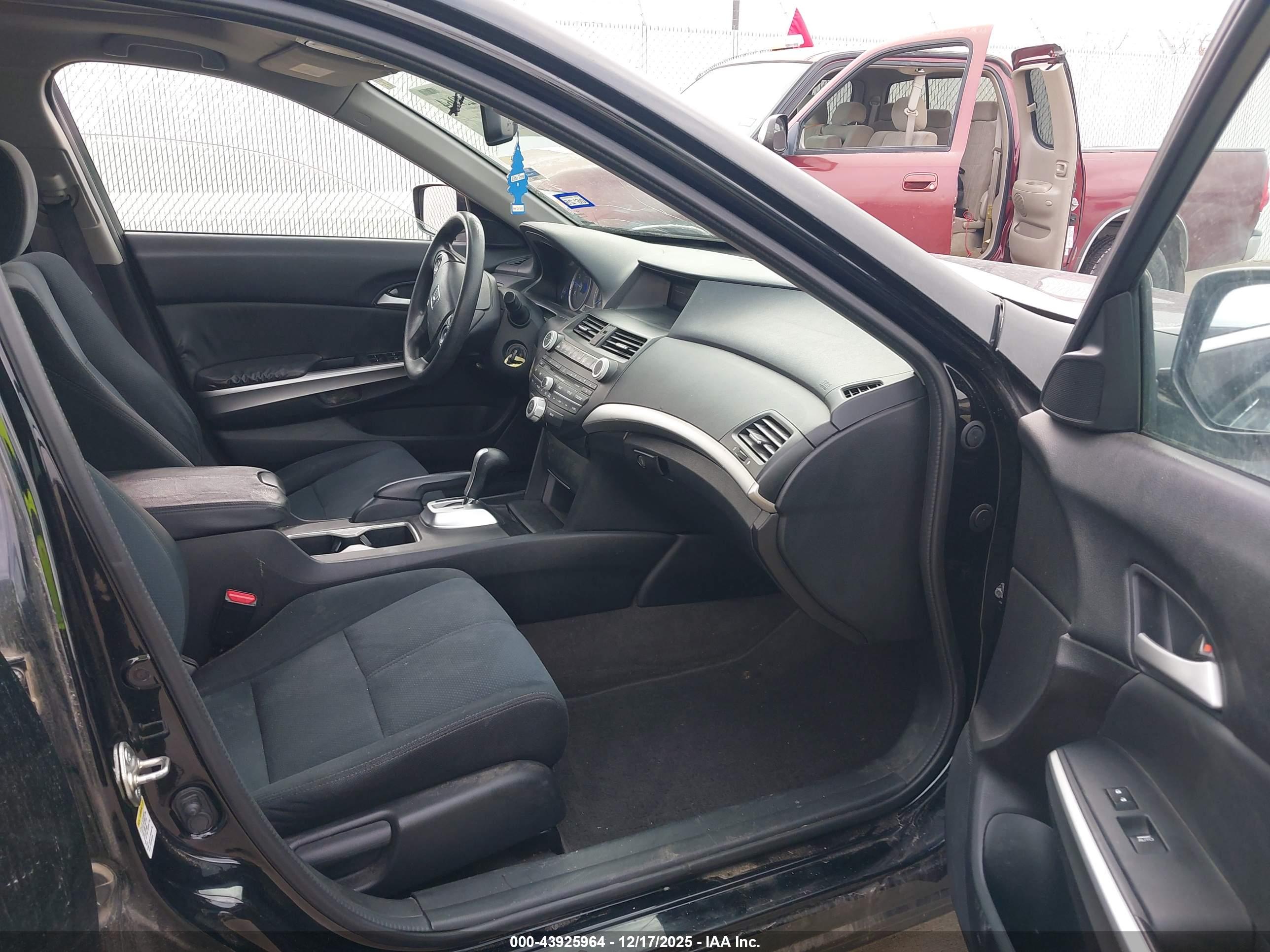 HONDA CROSSTOUR image 5