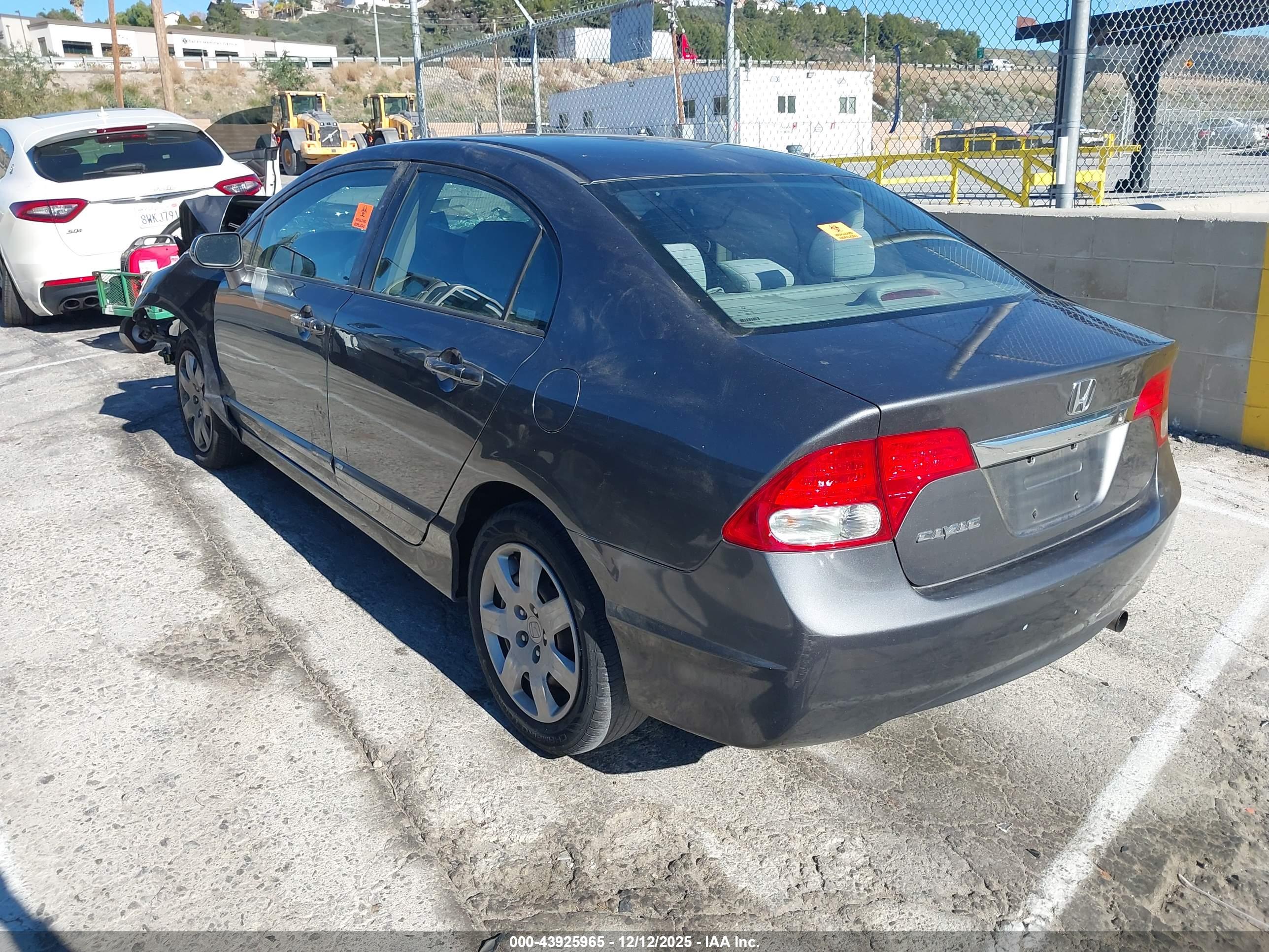 HONDA CIVIC image 3