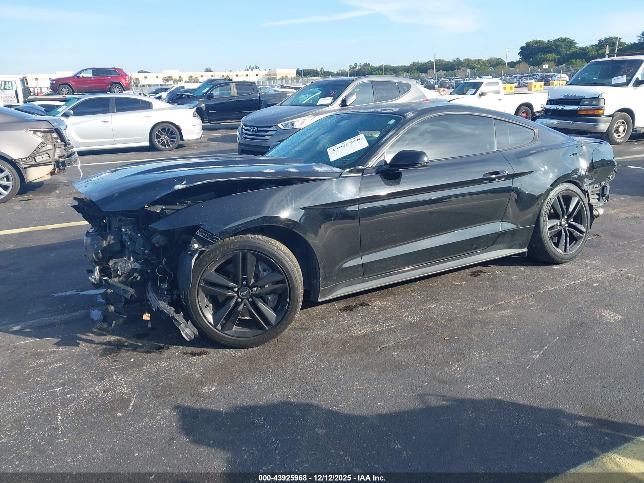FORD MUSTANG image 2