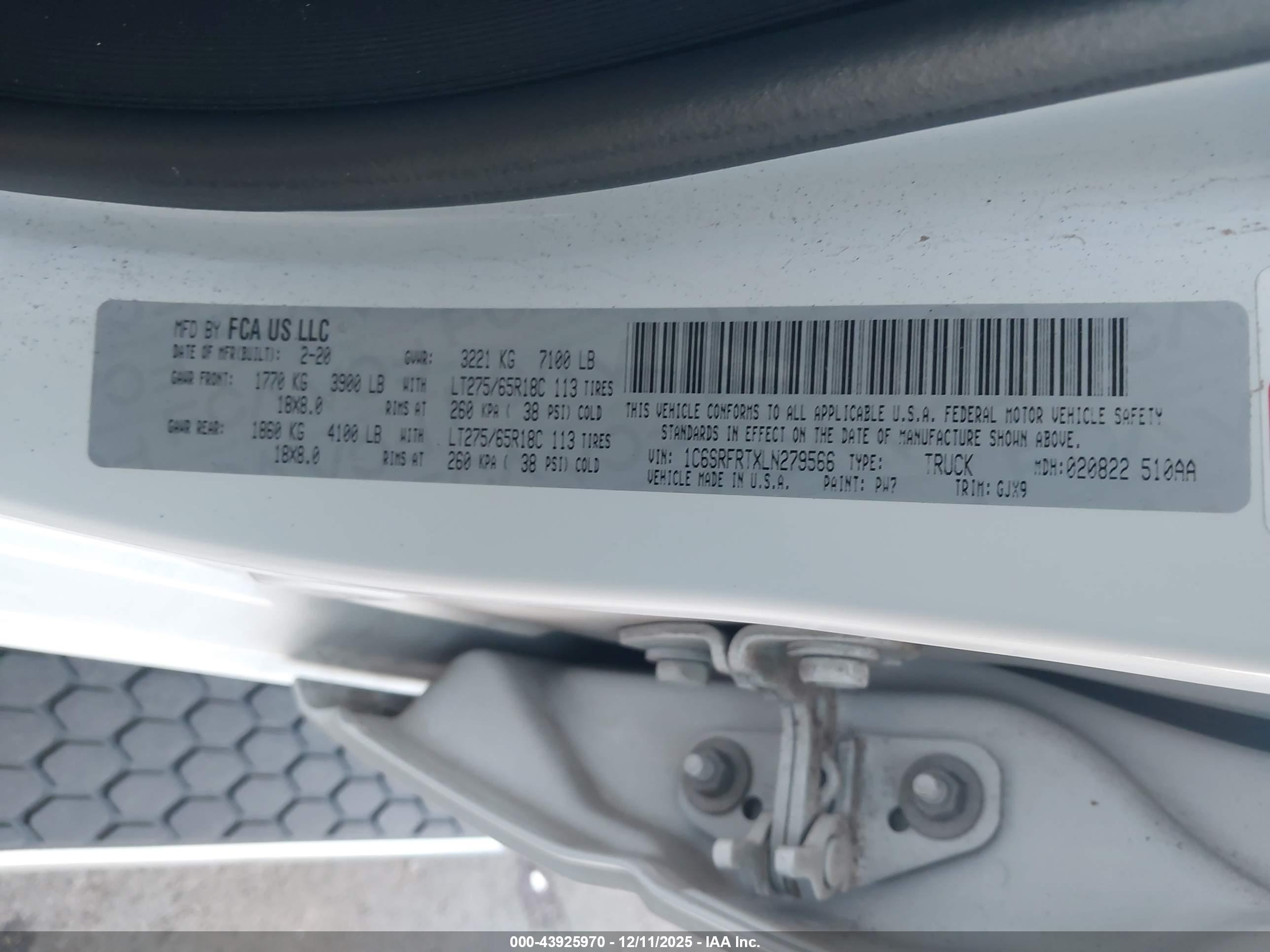 RAM 1500 image 9