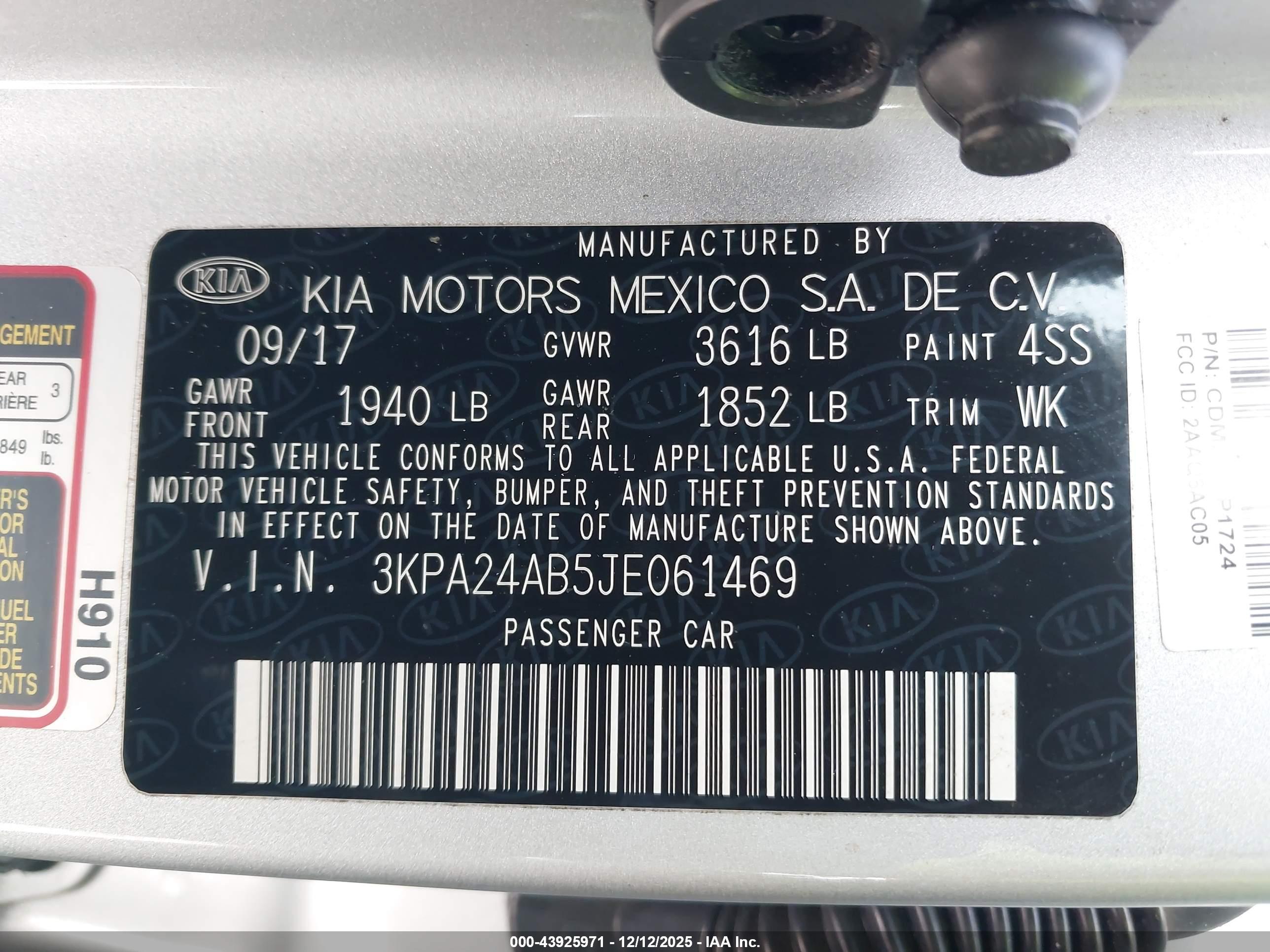 KIA RIO image 9