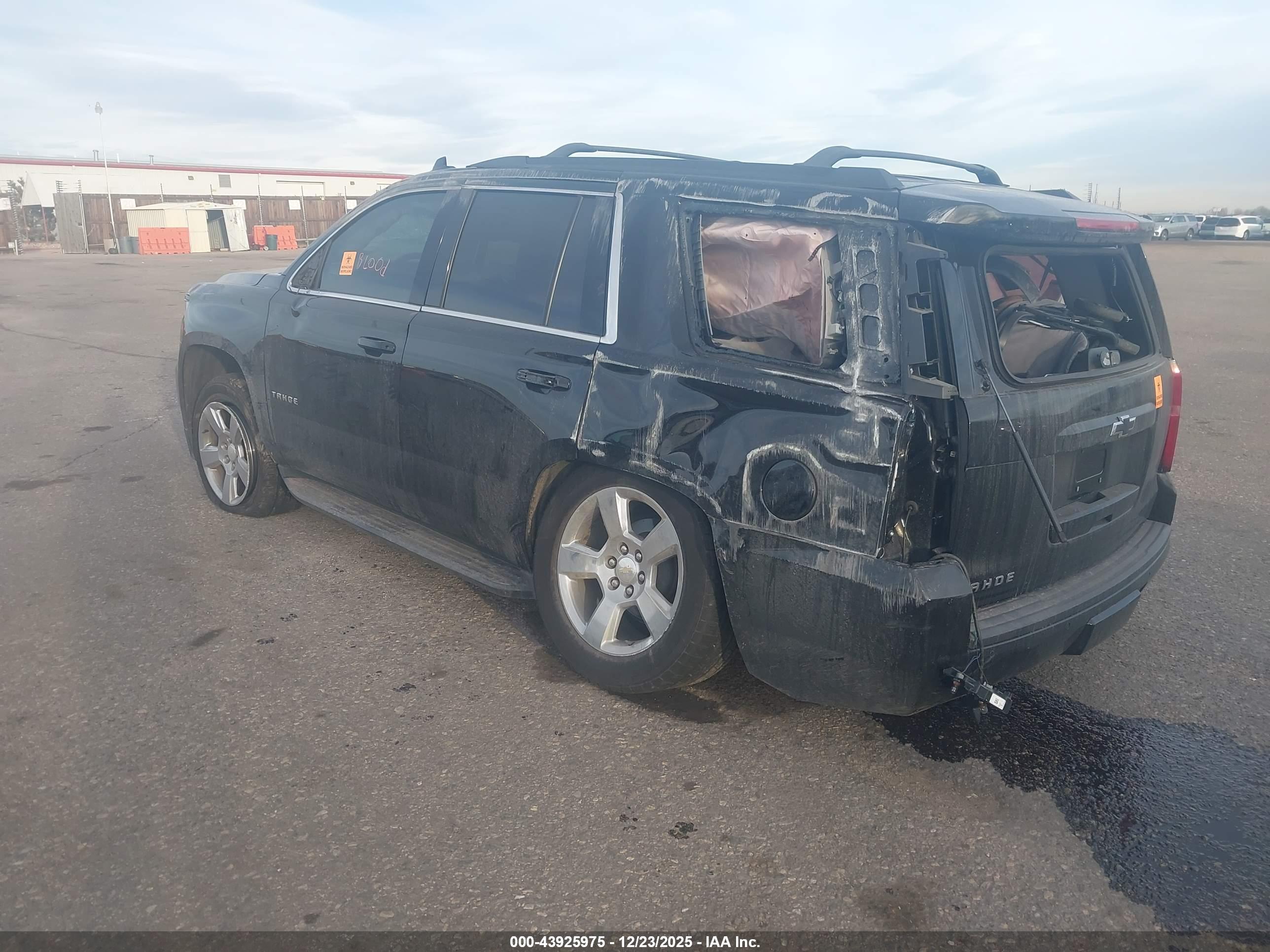 CHEVROLET TAHOE image 3
