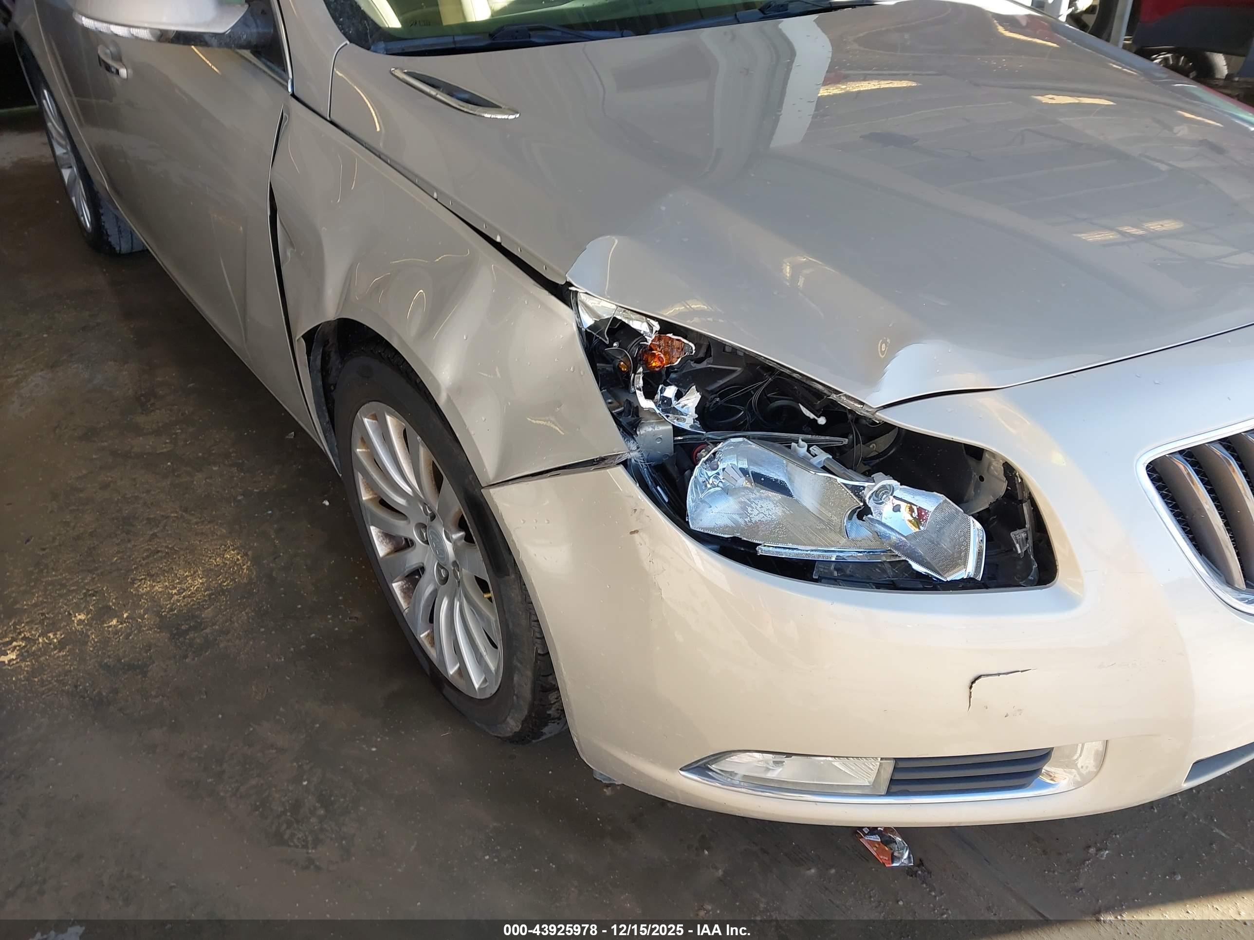 BUICK REGAL image 6