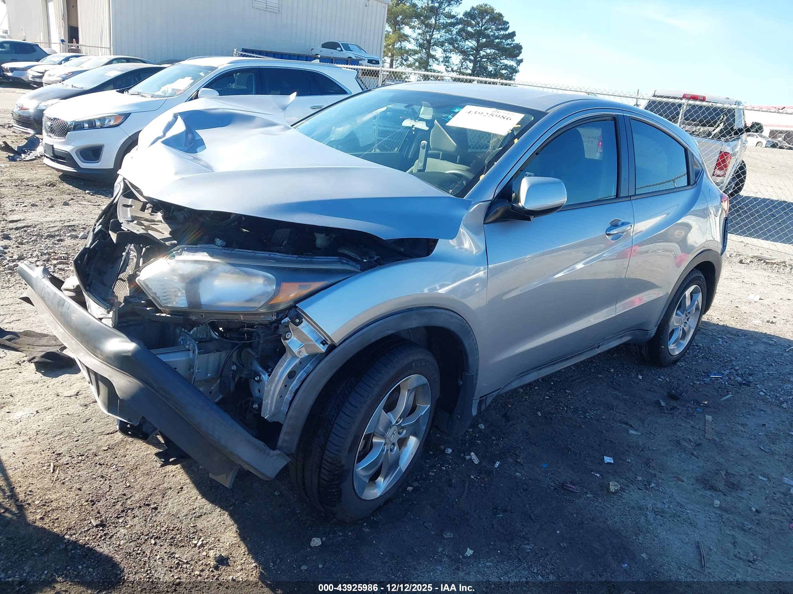 HONDA HR-V image 2