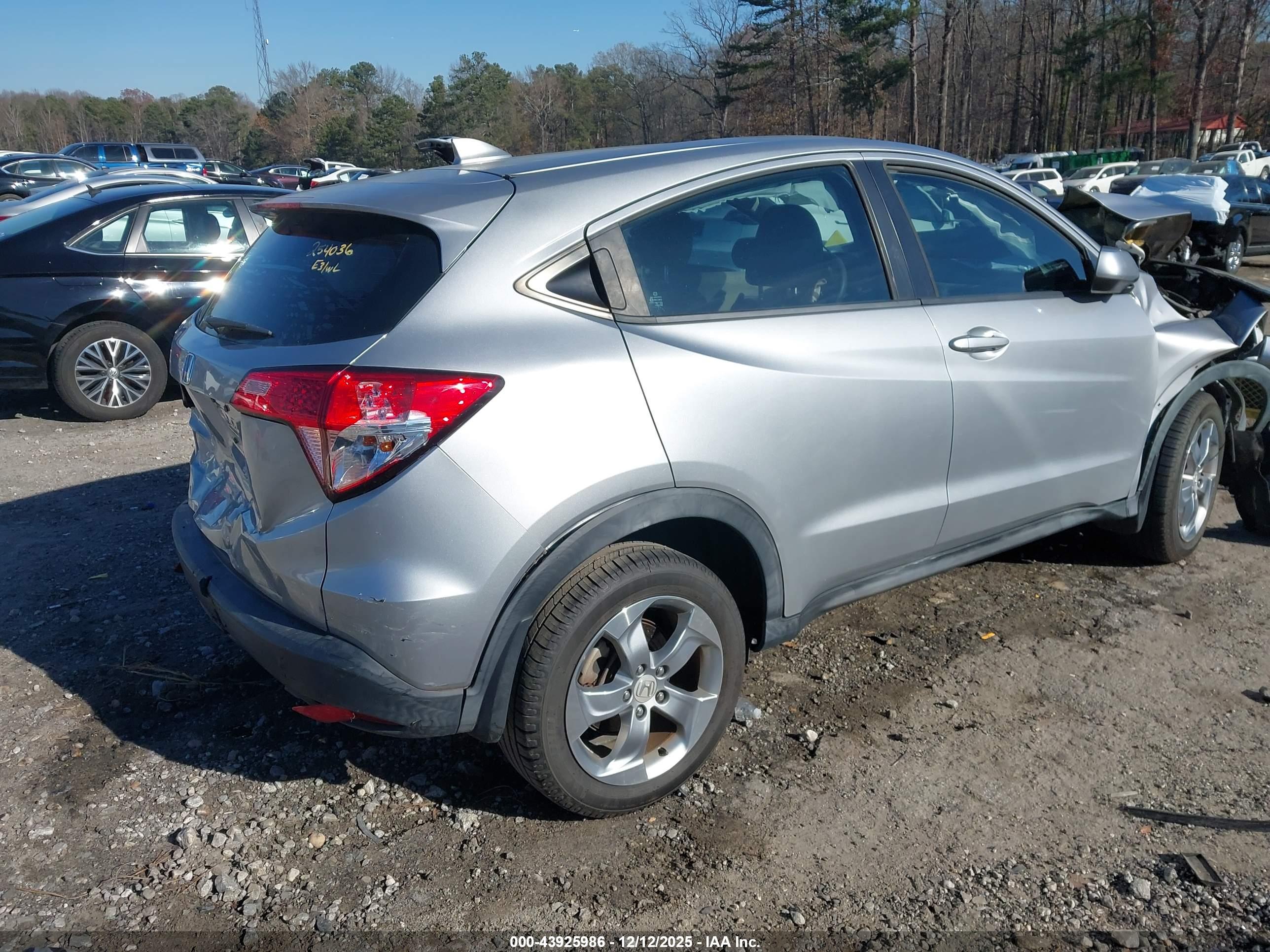 HONDA HR-V image 4
