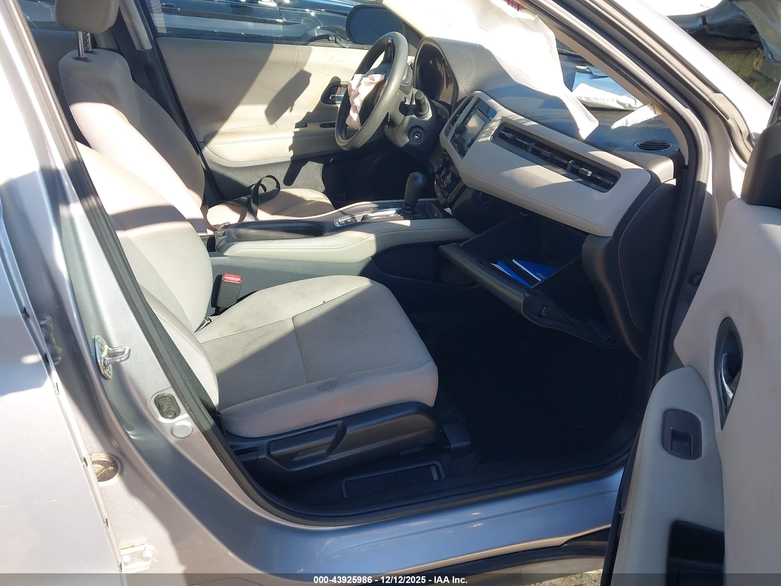 HONDA HR-V image 5