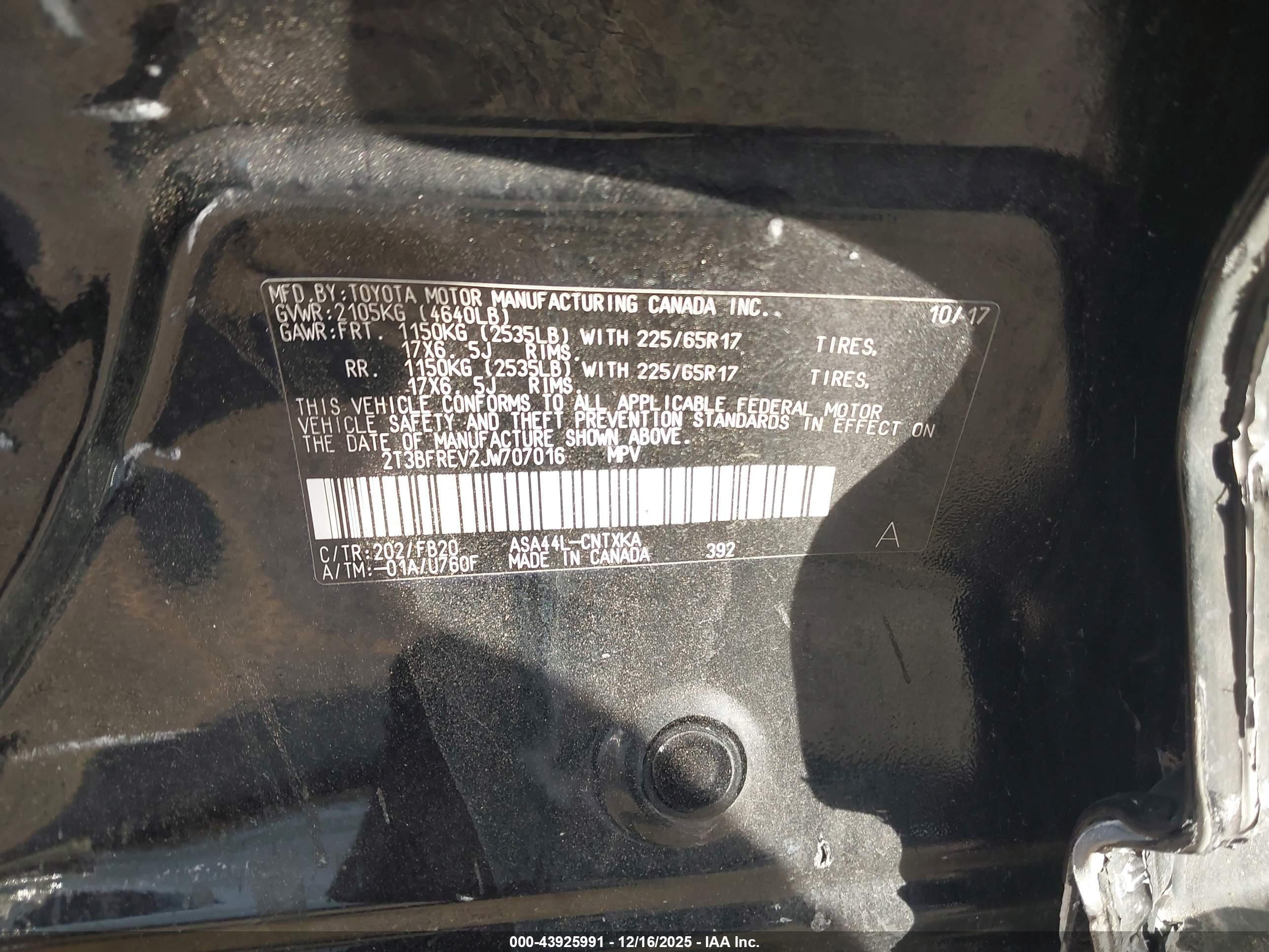 TOYOTA RAV4 image 9