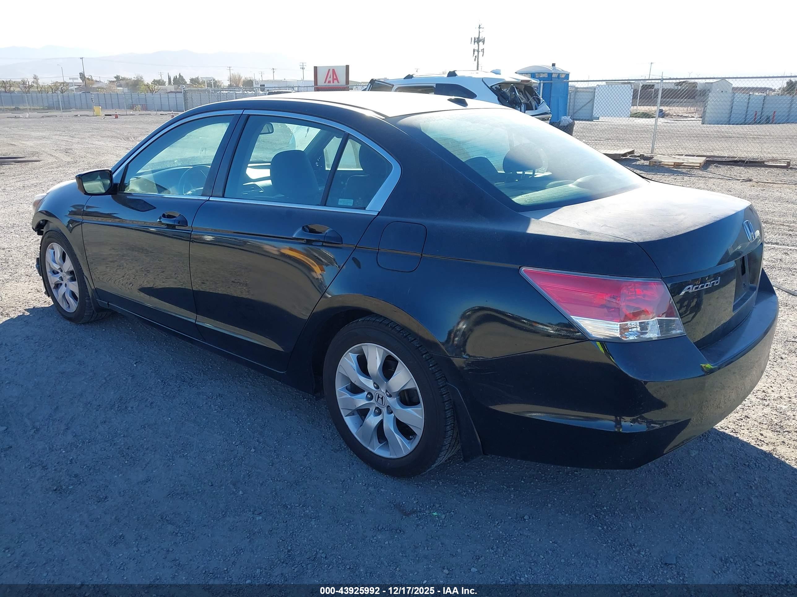 HONDA ACCORD image 3