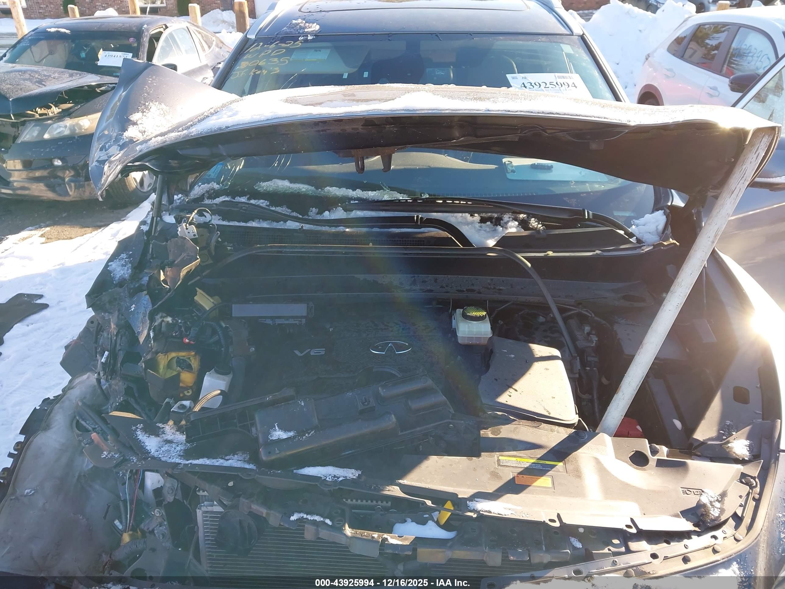 INFINITI QX60 image 10