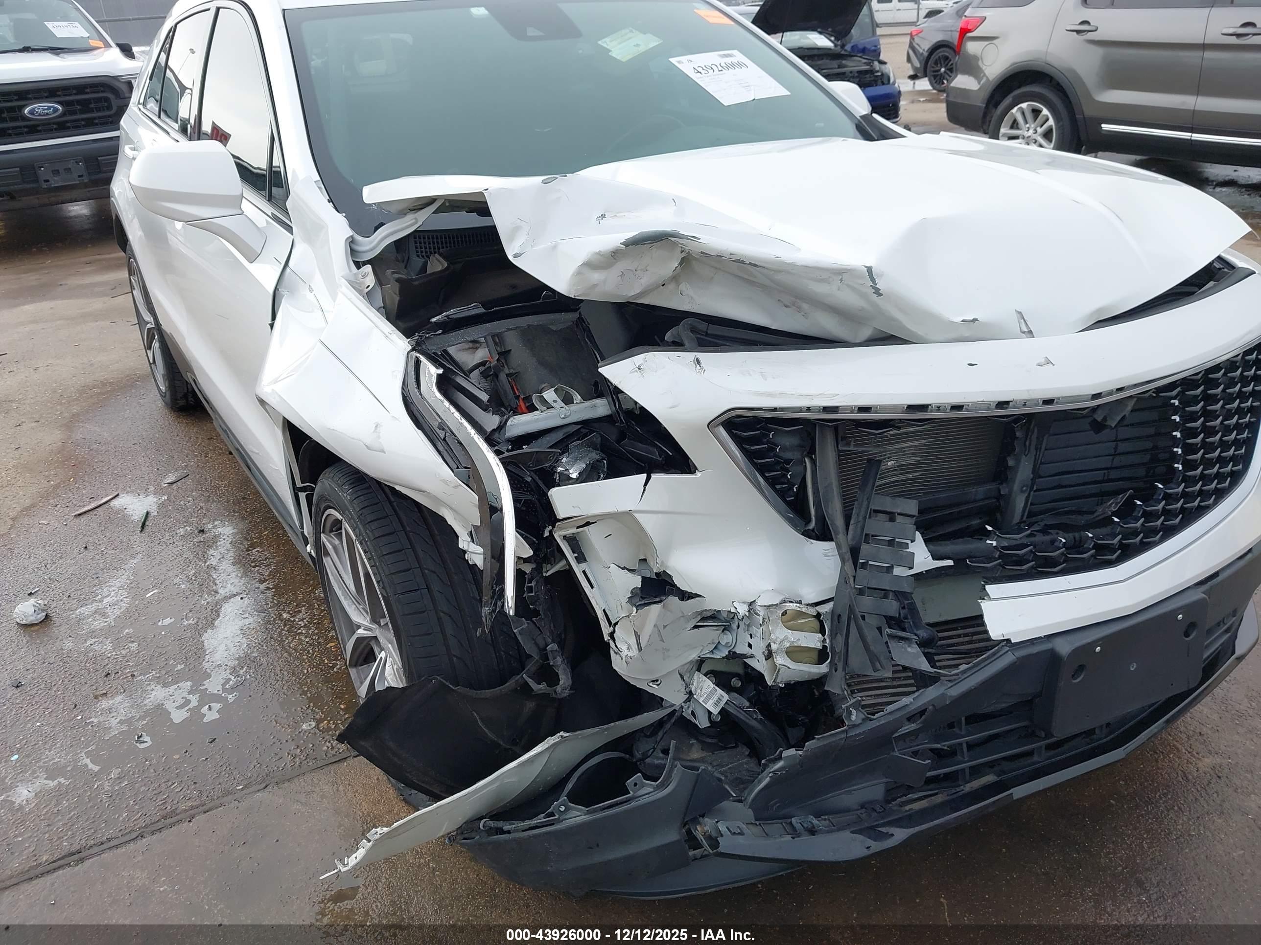 CADILLAC XT4 image 6