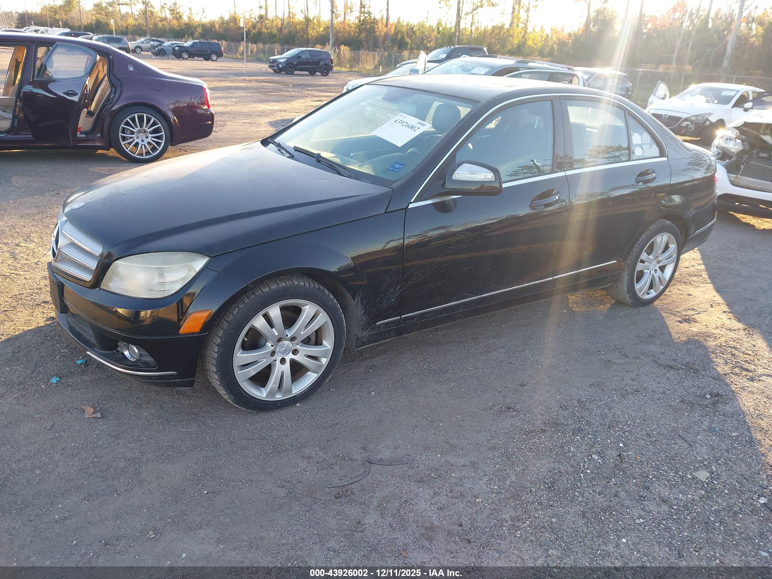 MERCEDES-BENZ C image 2
