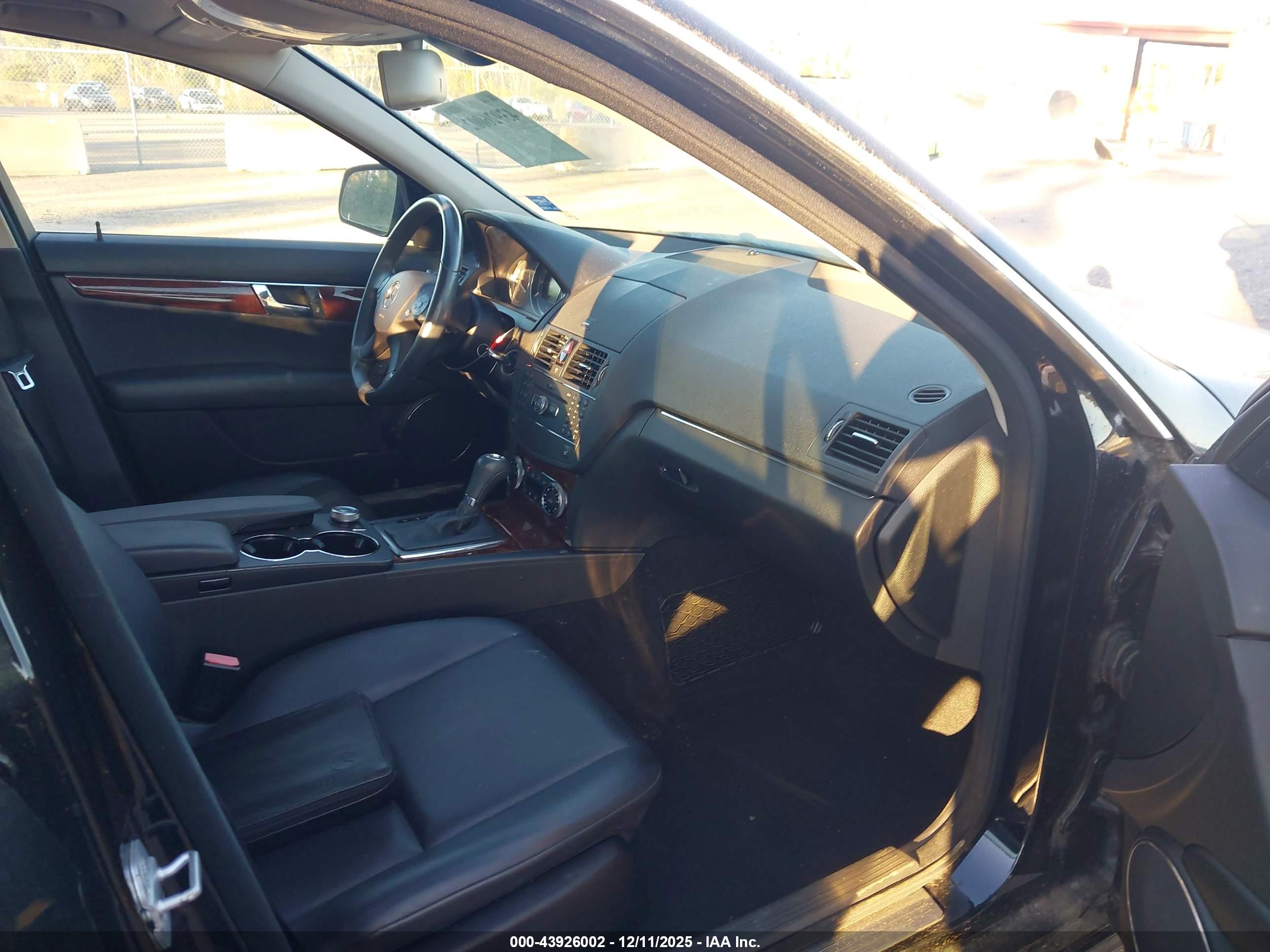 MERCEDES-BENZ C image 5