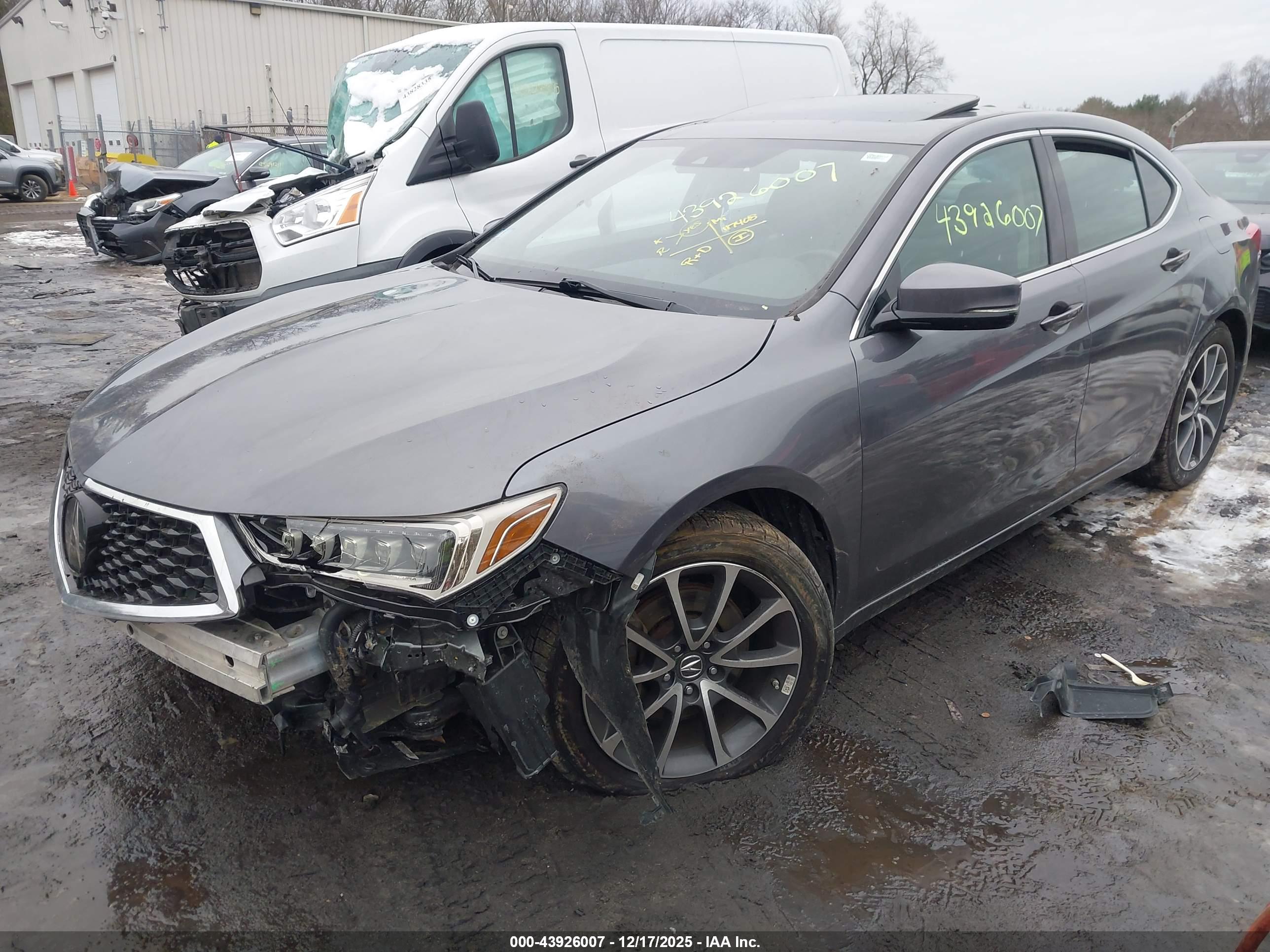 ACURA TLX image 2