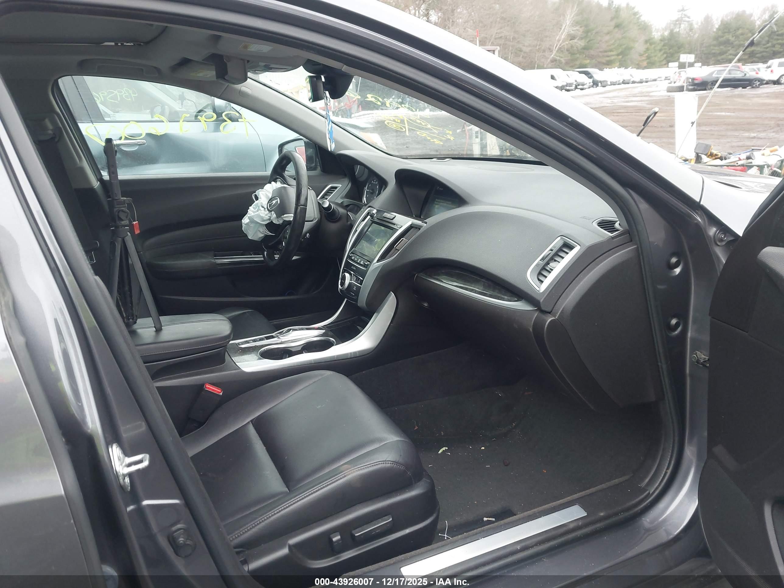 ACURA TLX image 5
