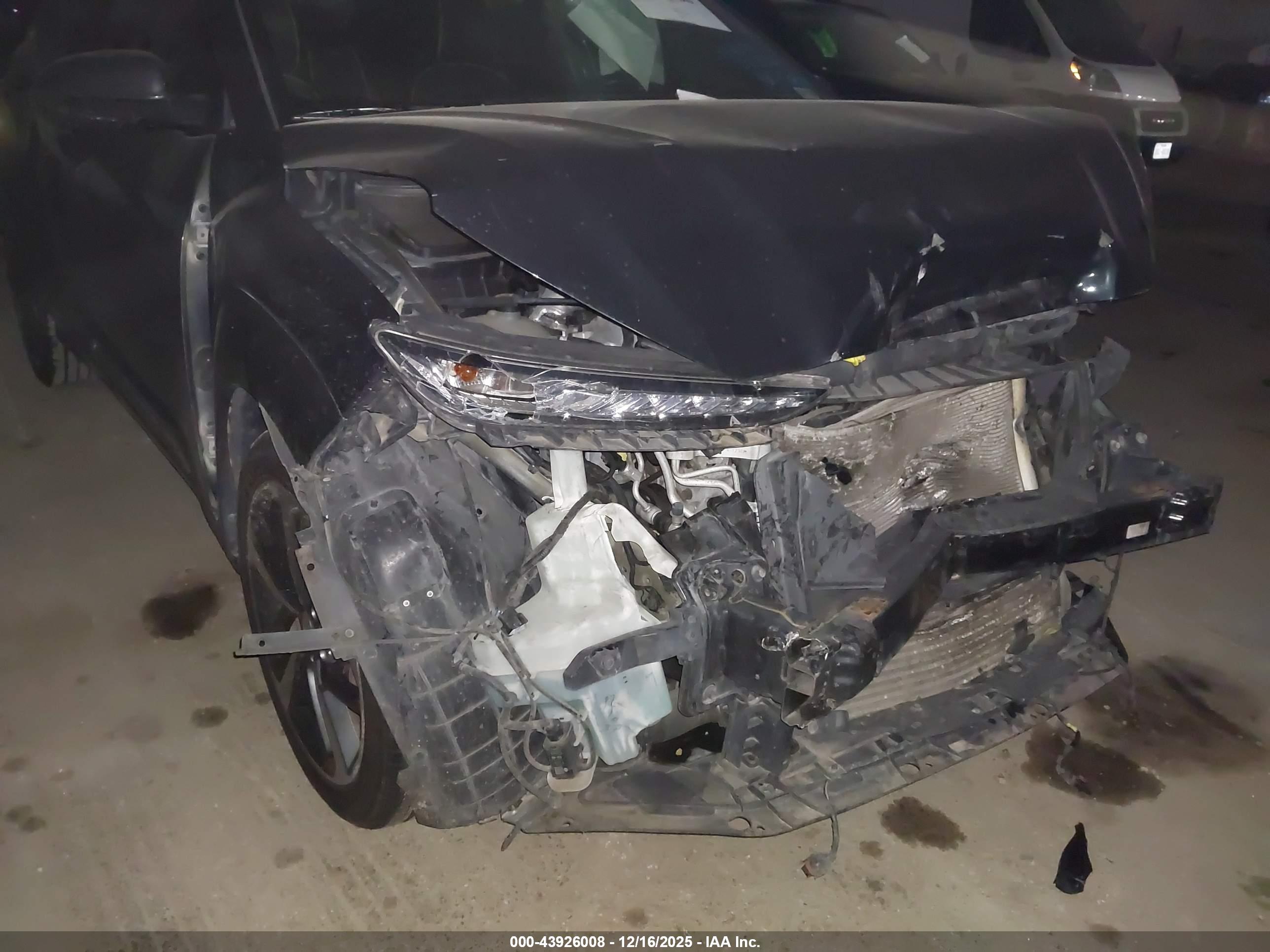 HYUNDAI KONA image 6