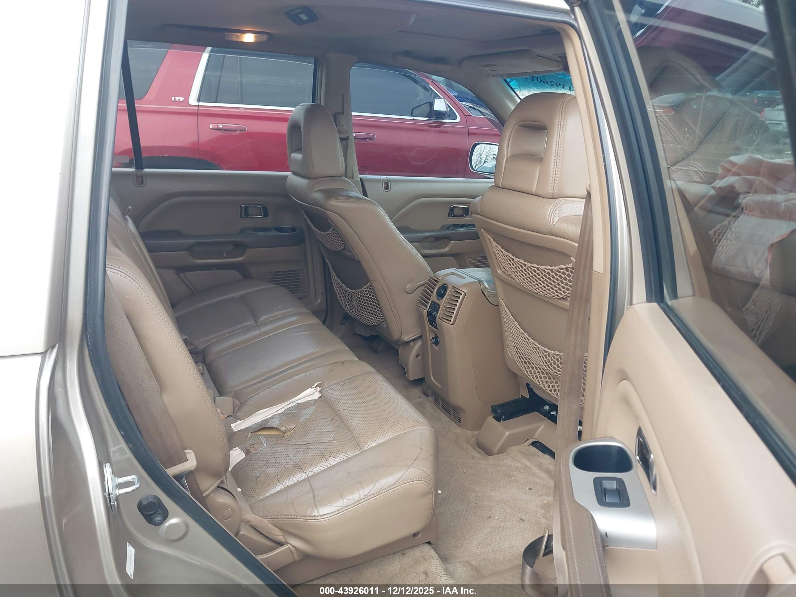 HONDA PILOT image 8