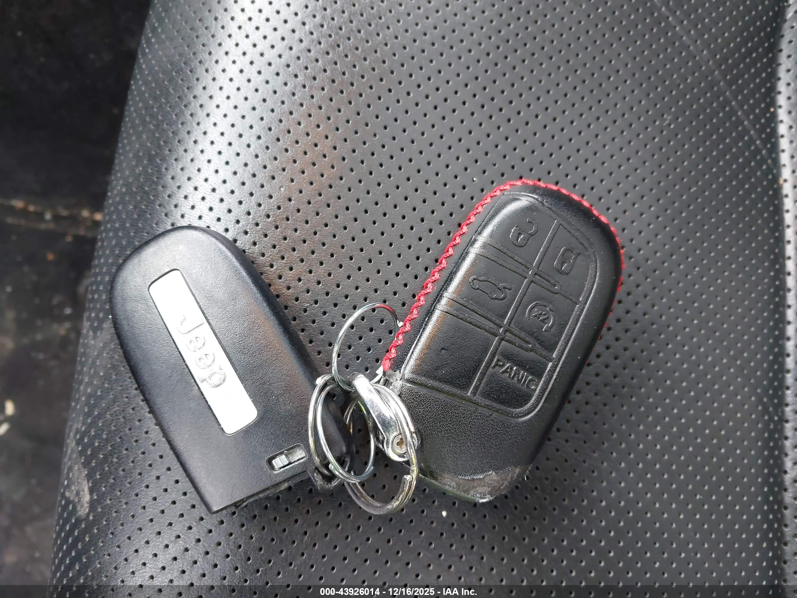 JEEP GRAND image 11
