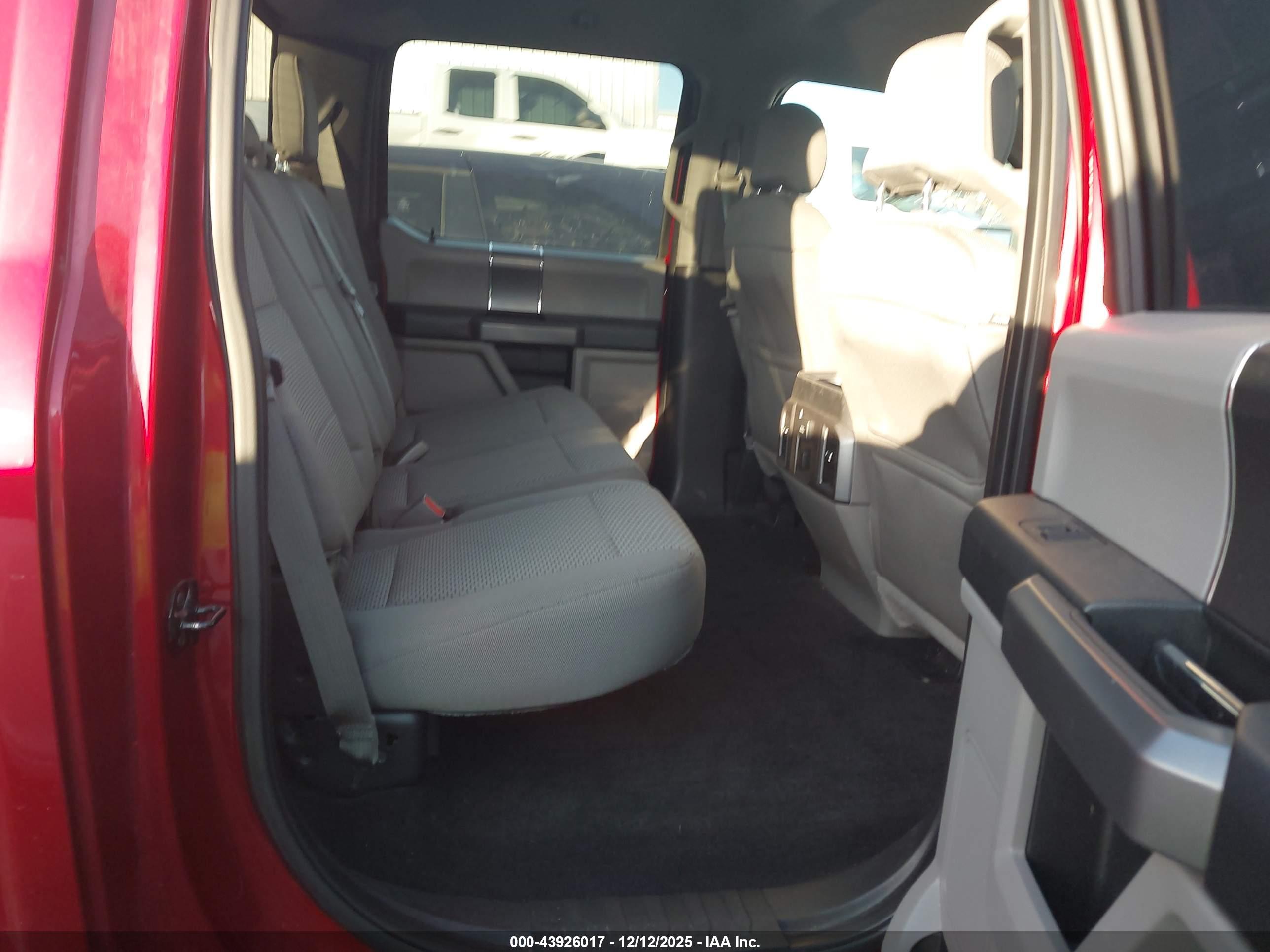 FORD F-150 image 8